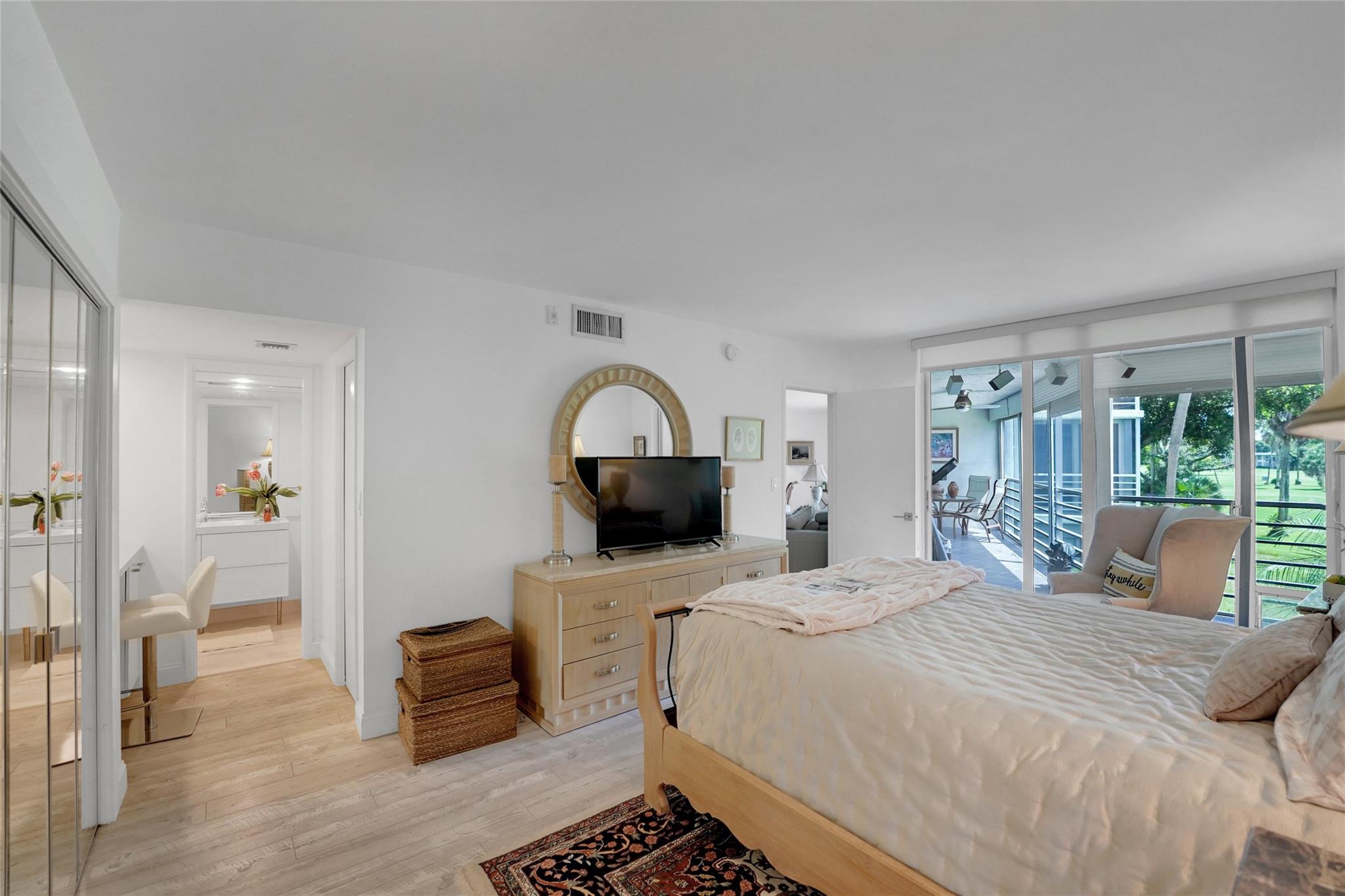 PALM AIRE - Residential