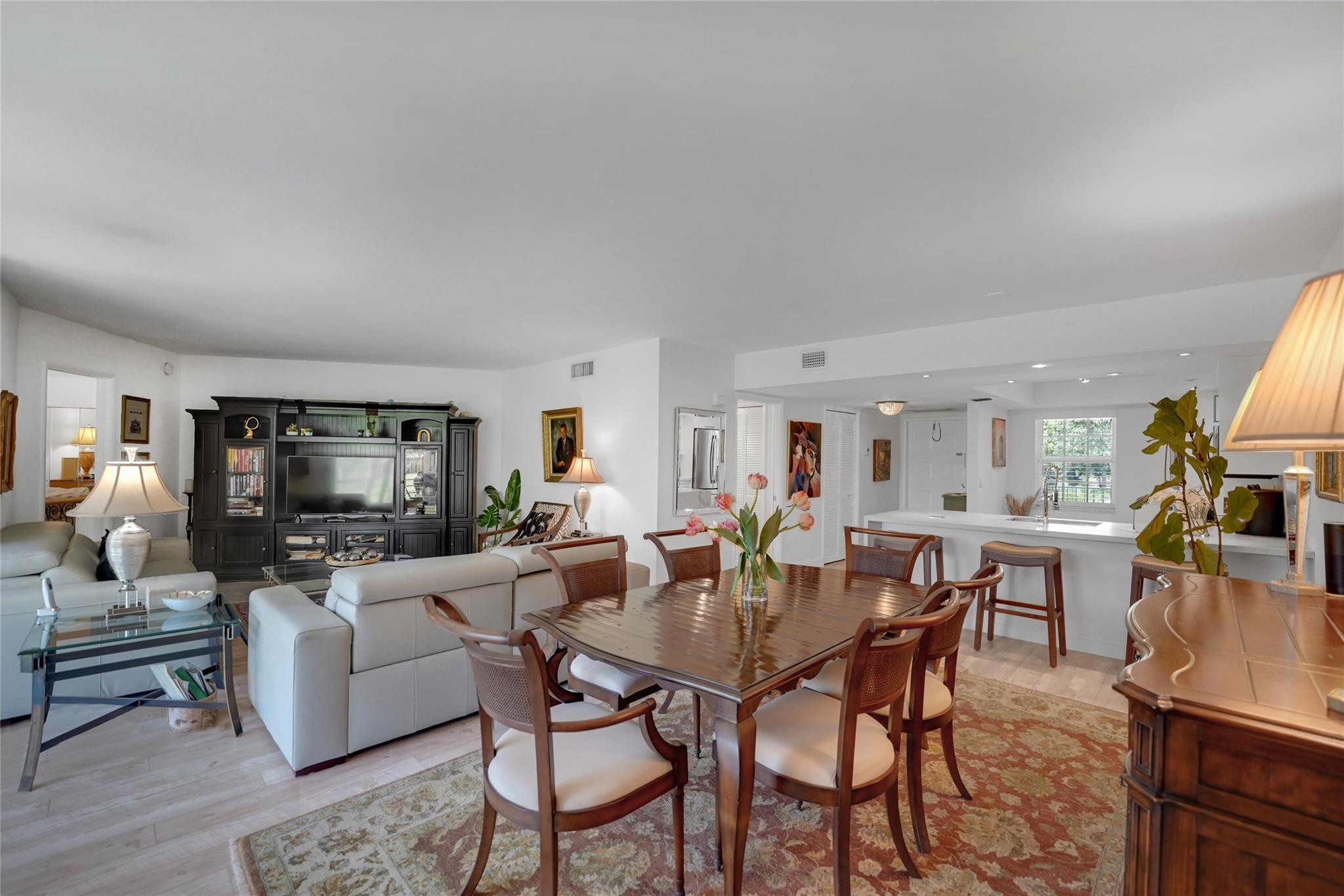 PALM AIRE - Residential