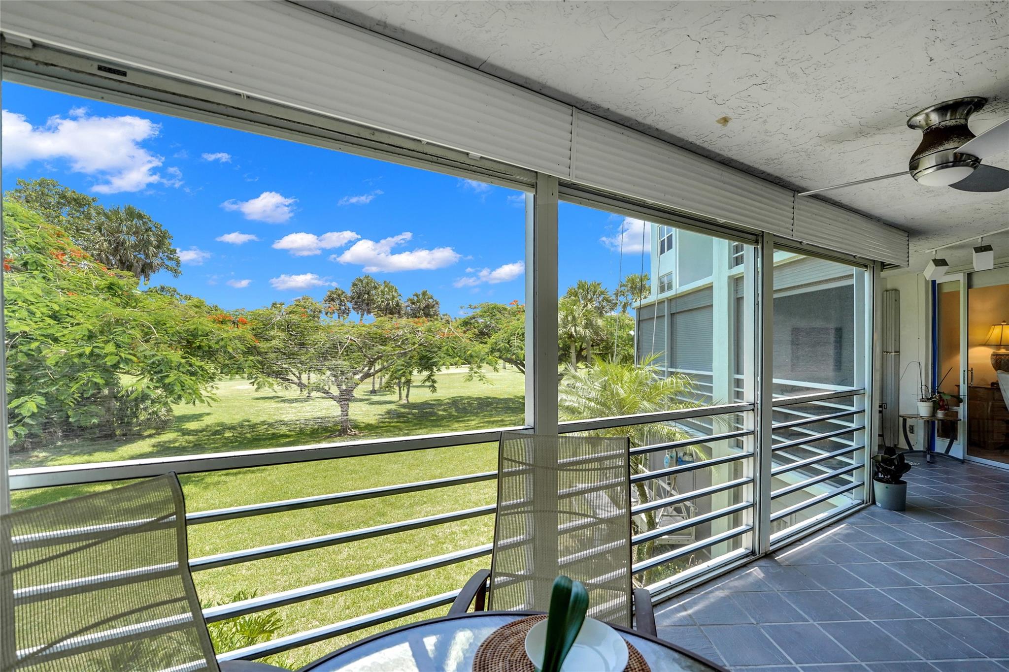 PALM AIRE - Residential