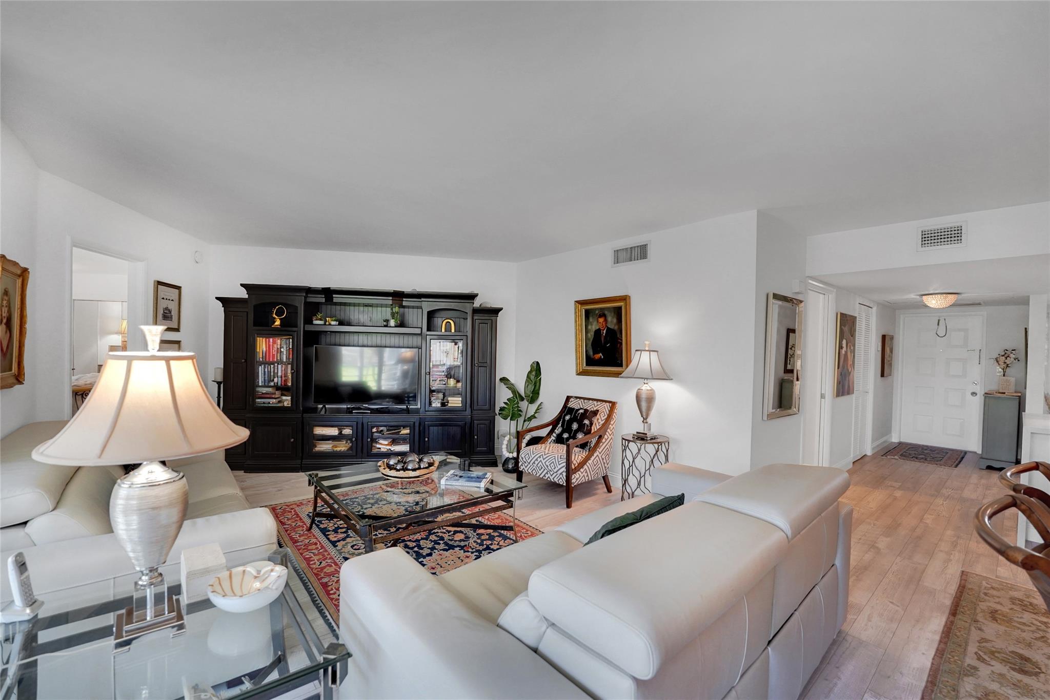 PALM AIRE - Residential