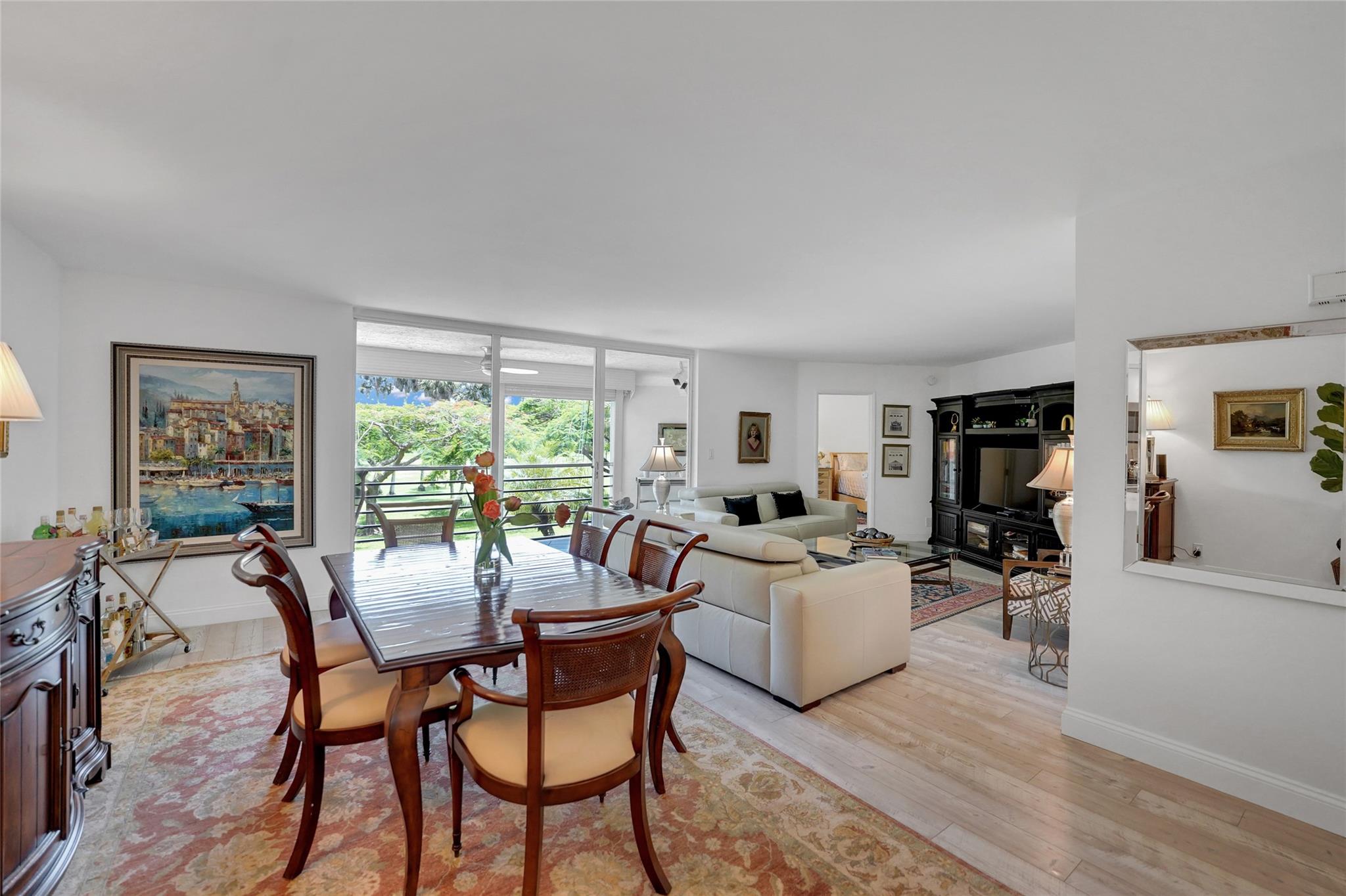 PALM AIRE - Residential