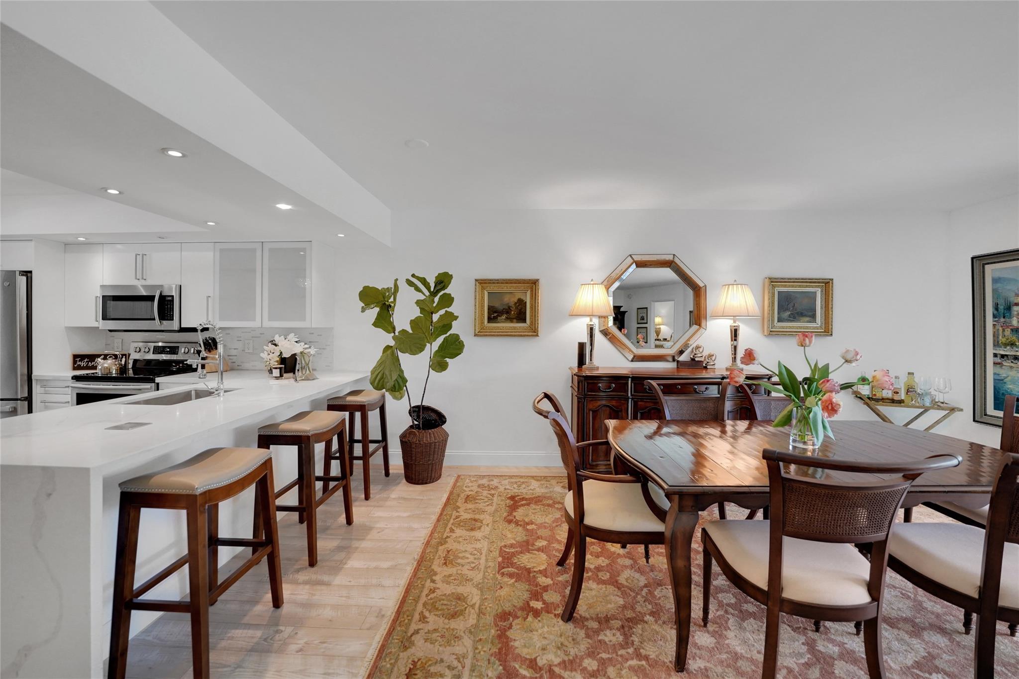 PALM AIRE - Residential