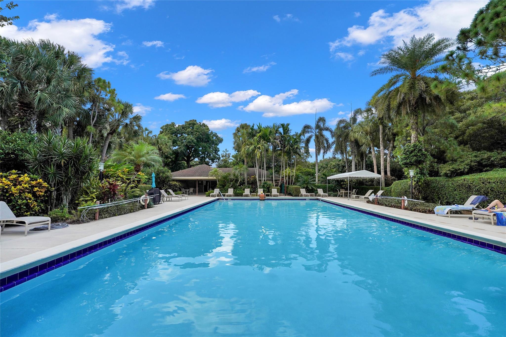 PALM AIRE - Residential