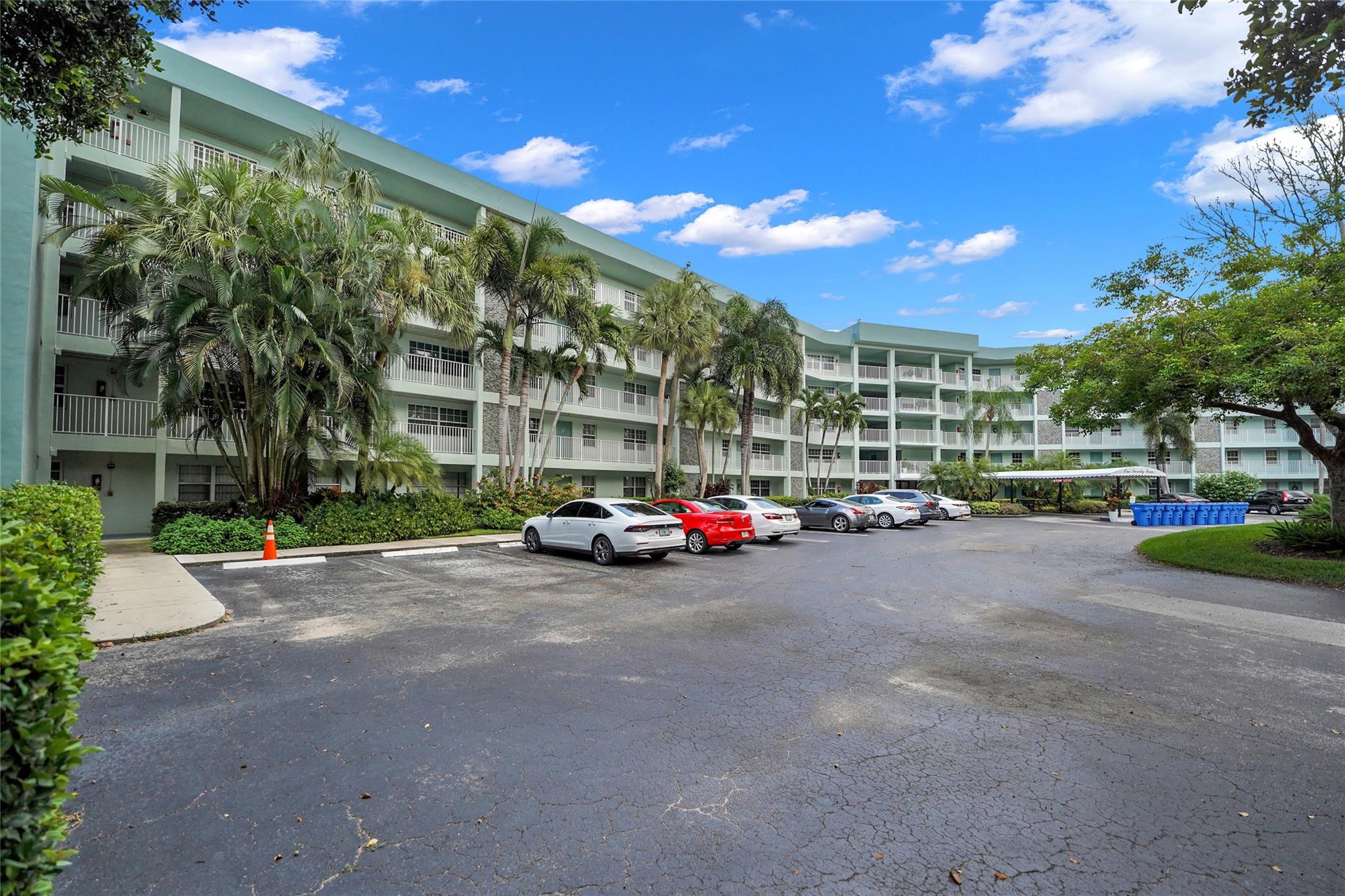 PALM AIRE - Residential