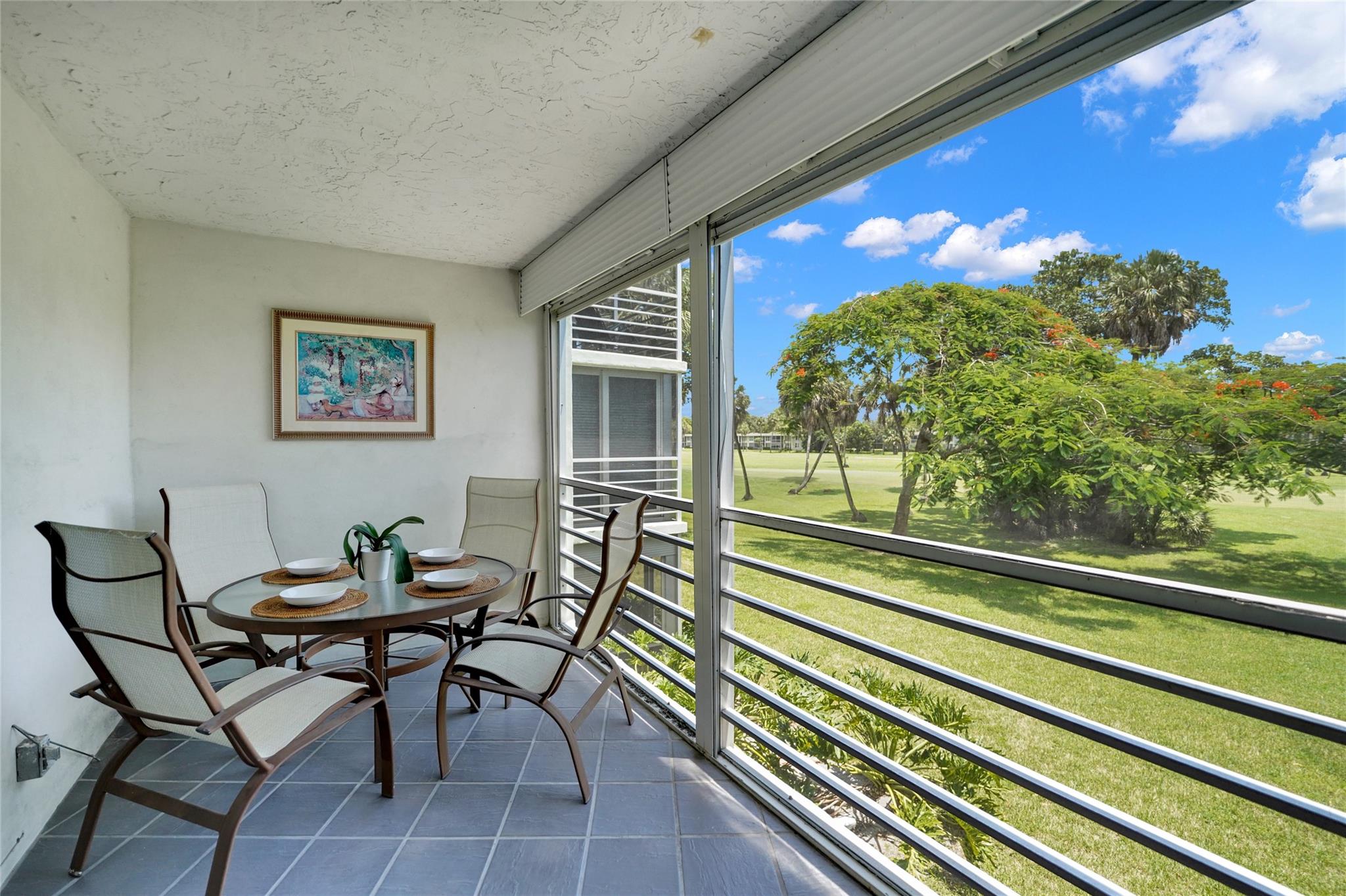 PALM AIRE - Residential