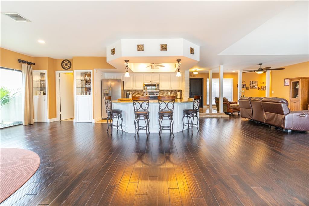 Golf Vista - Residential