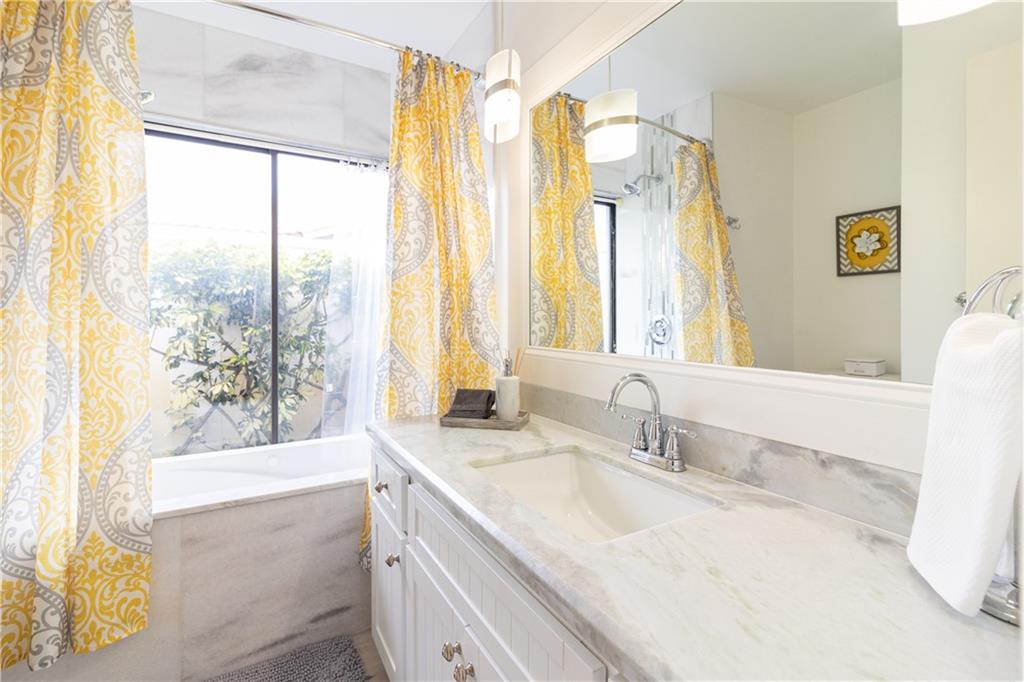 Golf Vista - Residential