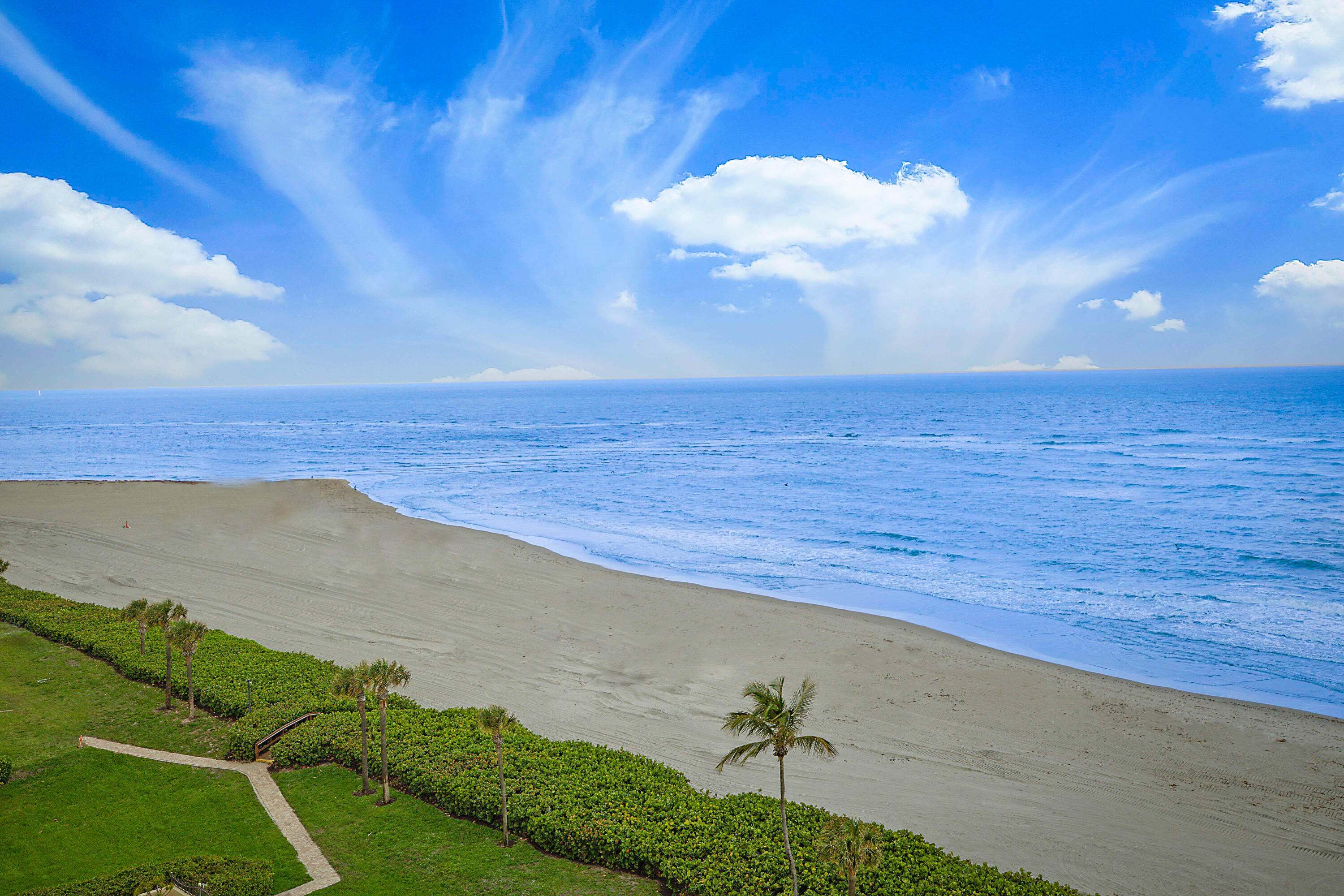 OCEAN TRAIL CONDO II - Residential