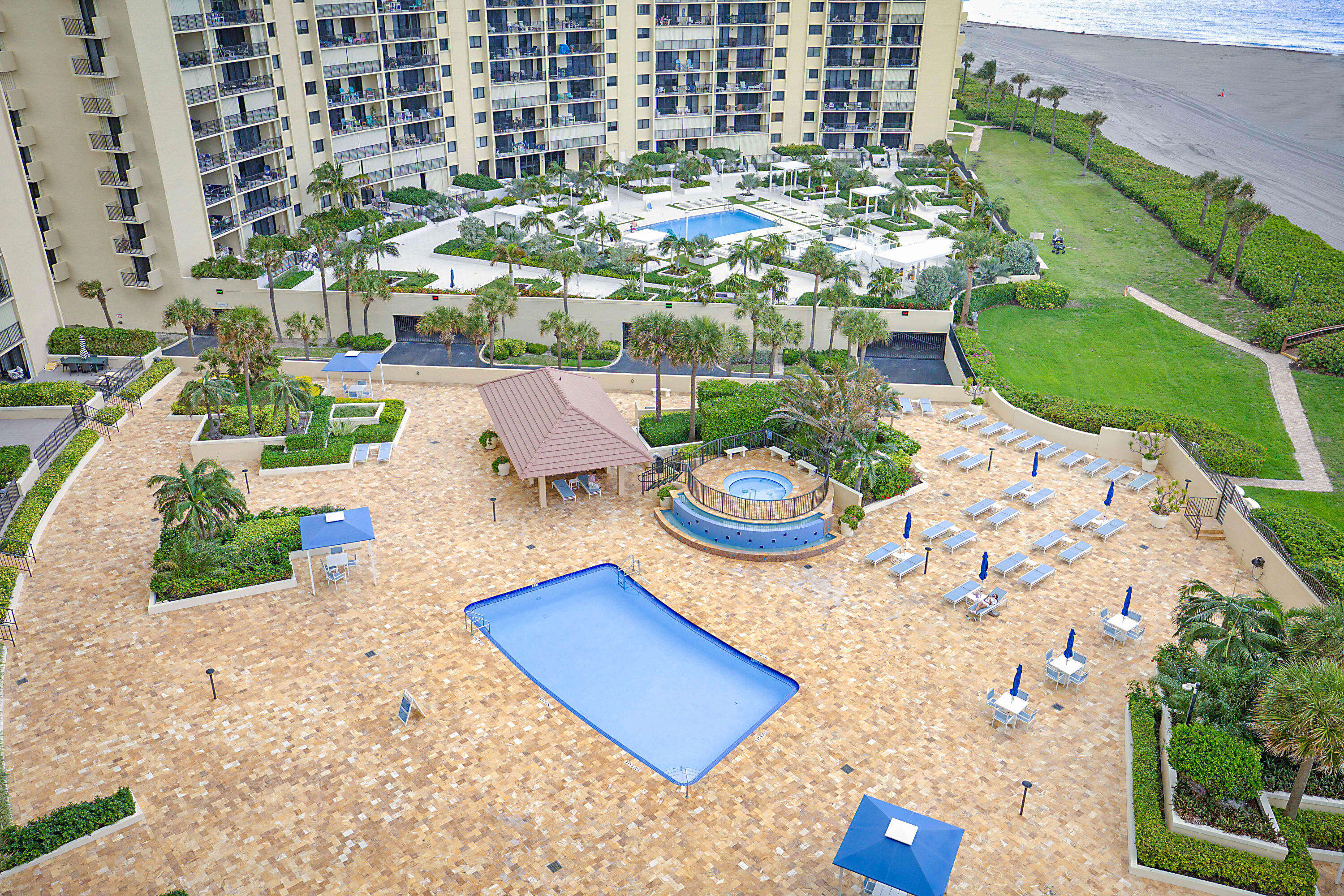OCEAN TRAIL CONDO II - Residential