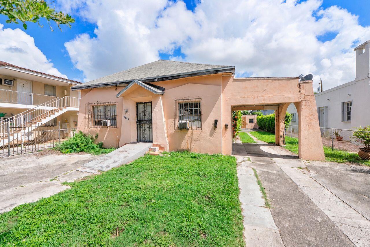 2033 SW 5TH Street