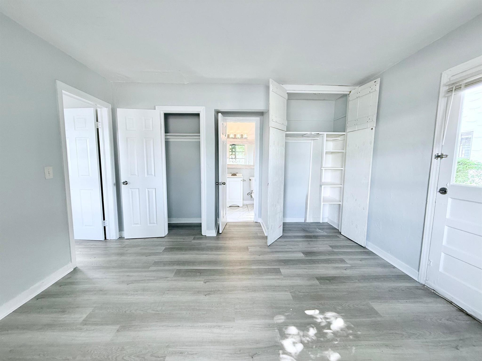 FLAMINGO PARK - Residential Lease