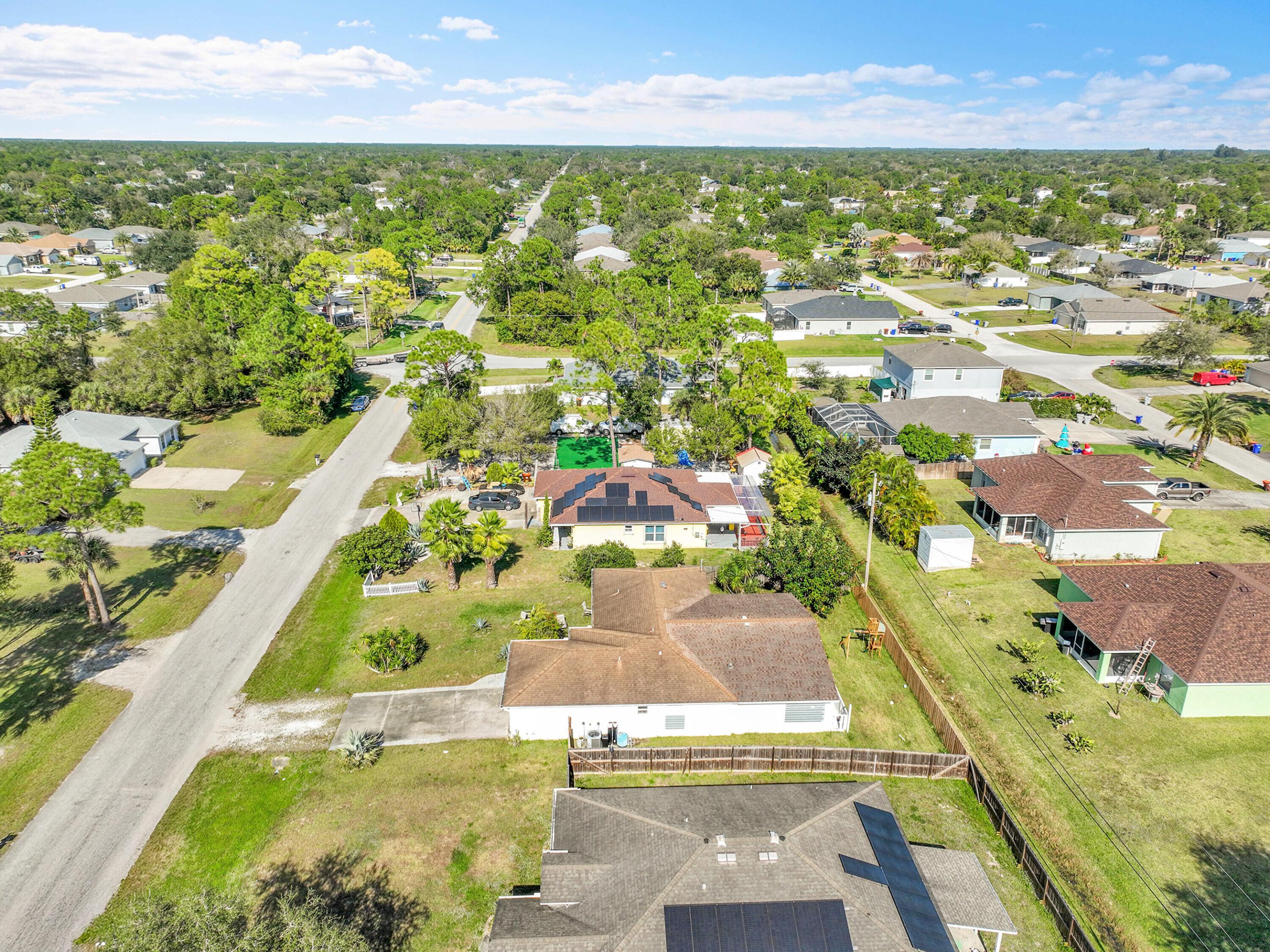VERO LAKE ESTATES UNIT M - Residential