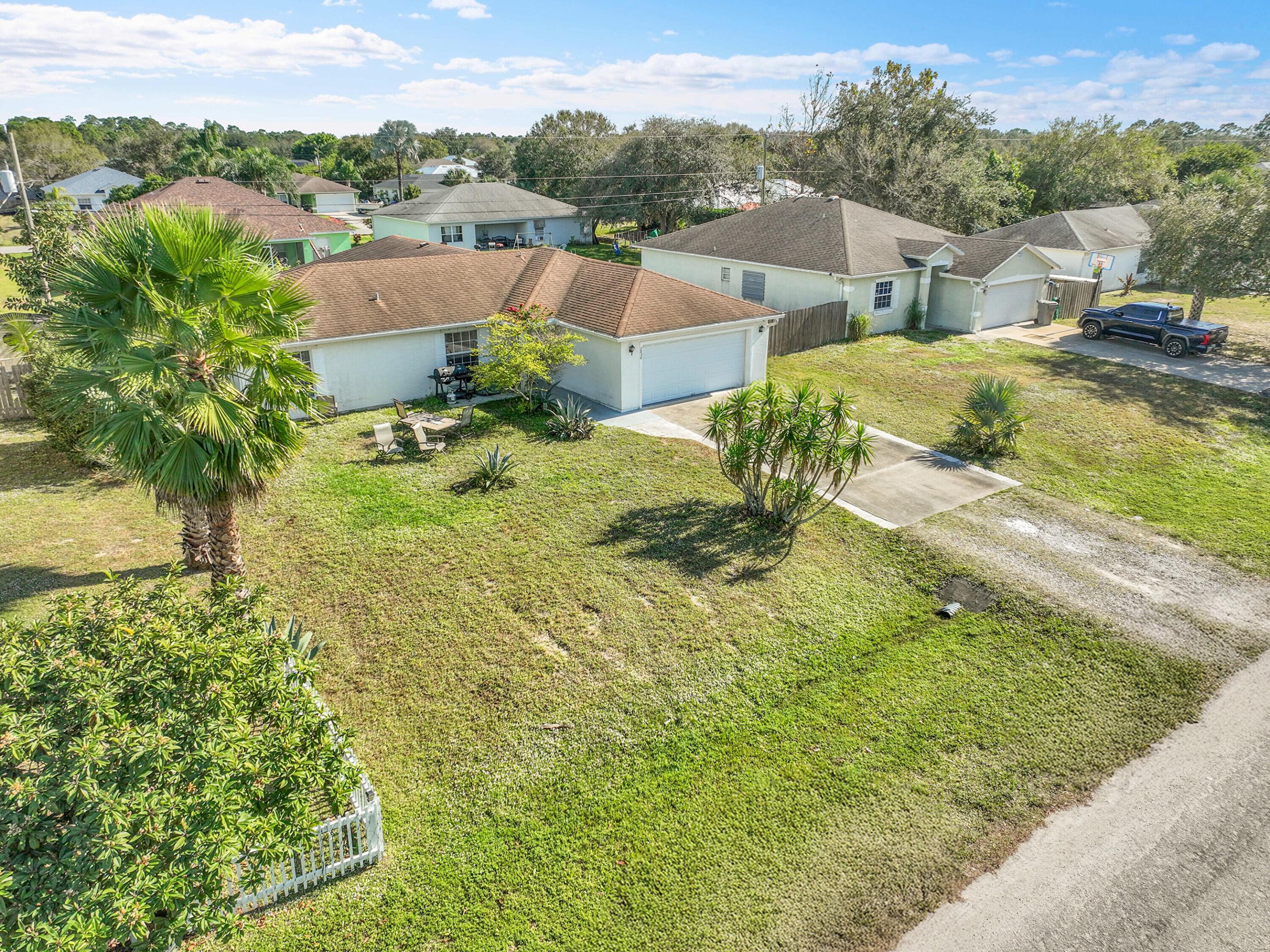 VERO LAKE ESTATES UNIT M - Residential