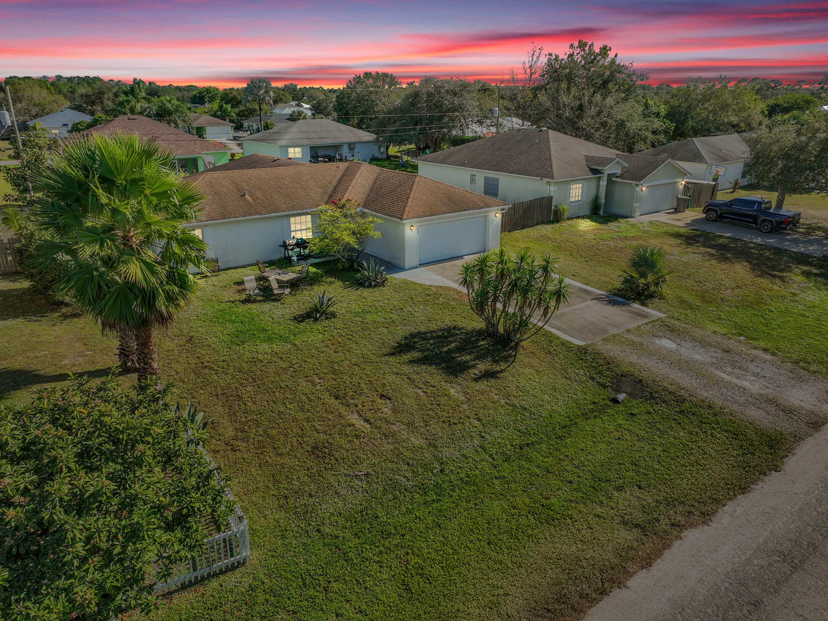 VERO LAKE ESTATES UNIT M - Residential