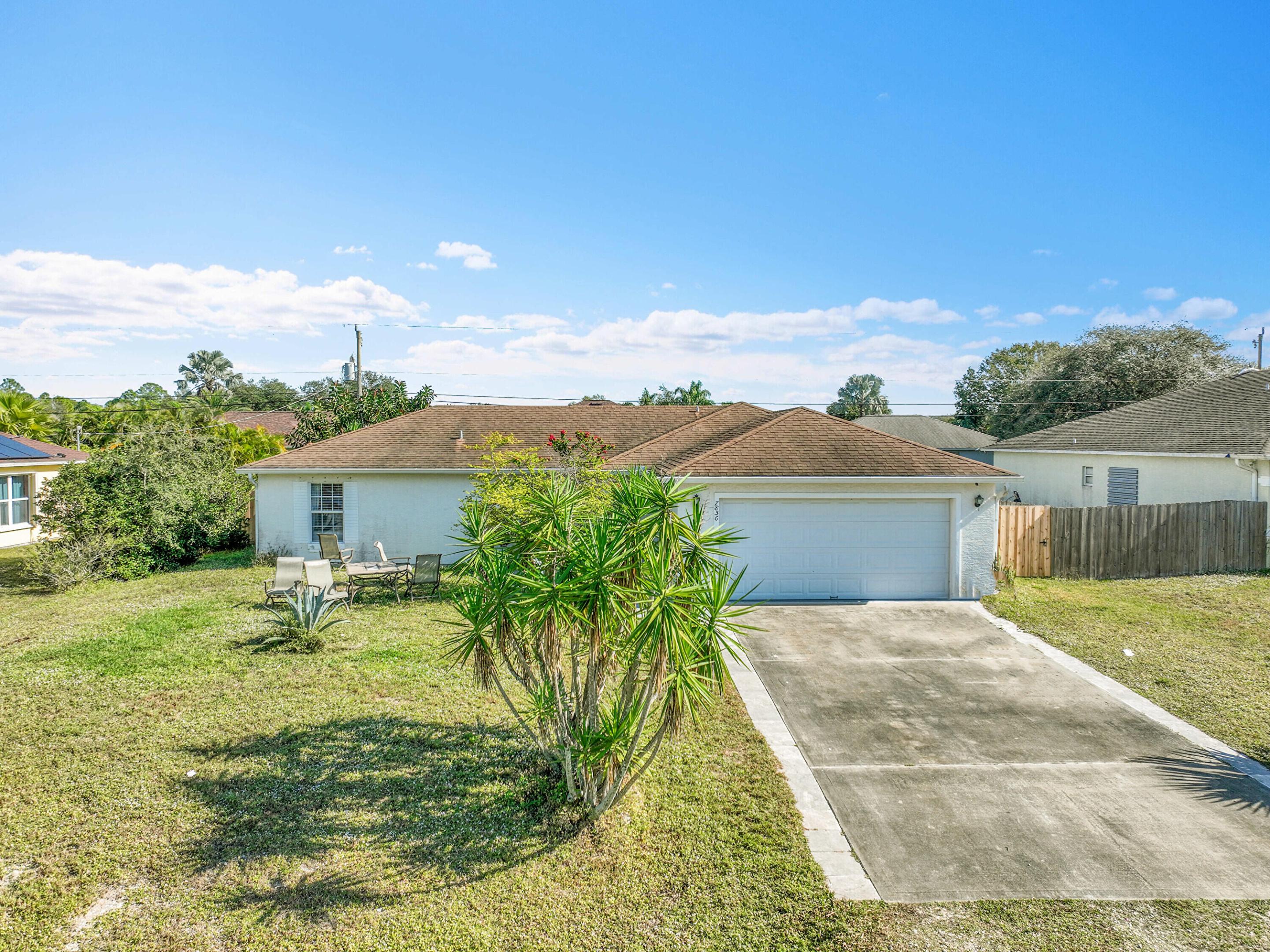 VERO LAKE ESTATES UNIT M - Residential
