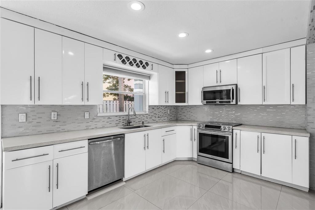 WINSTON PARK SECTION TWO-A - Residential