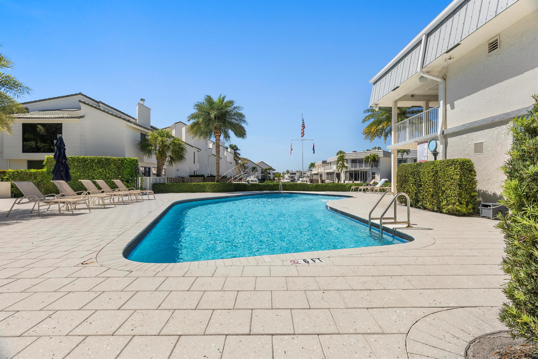 Boca Cove - Residential