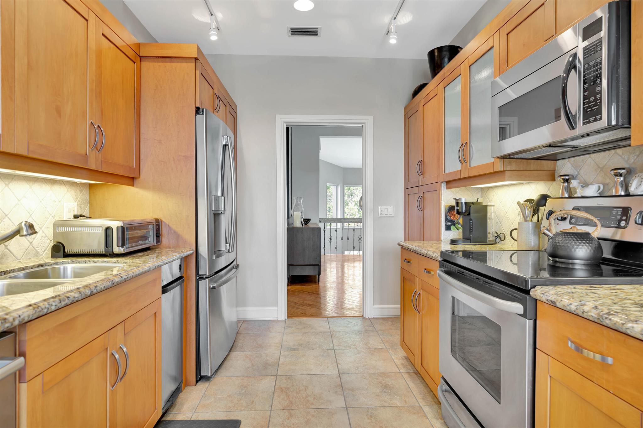 Admirals Cove - Residential