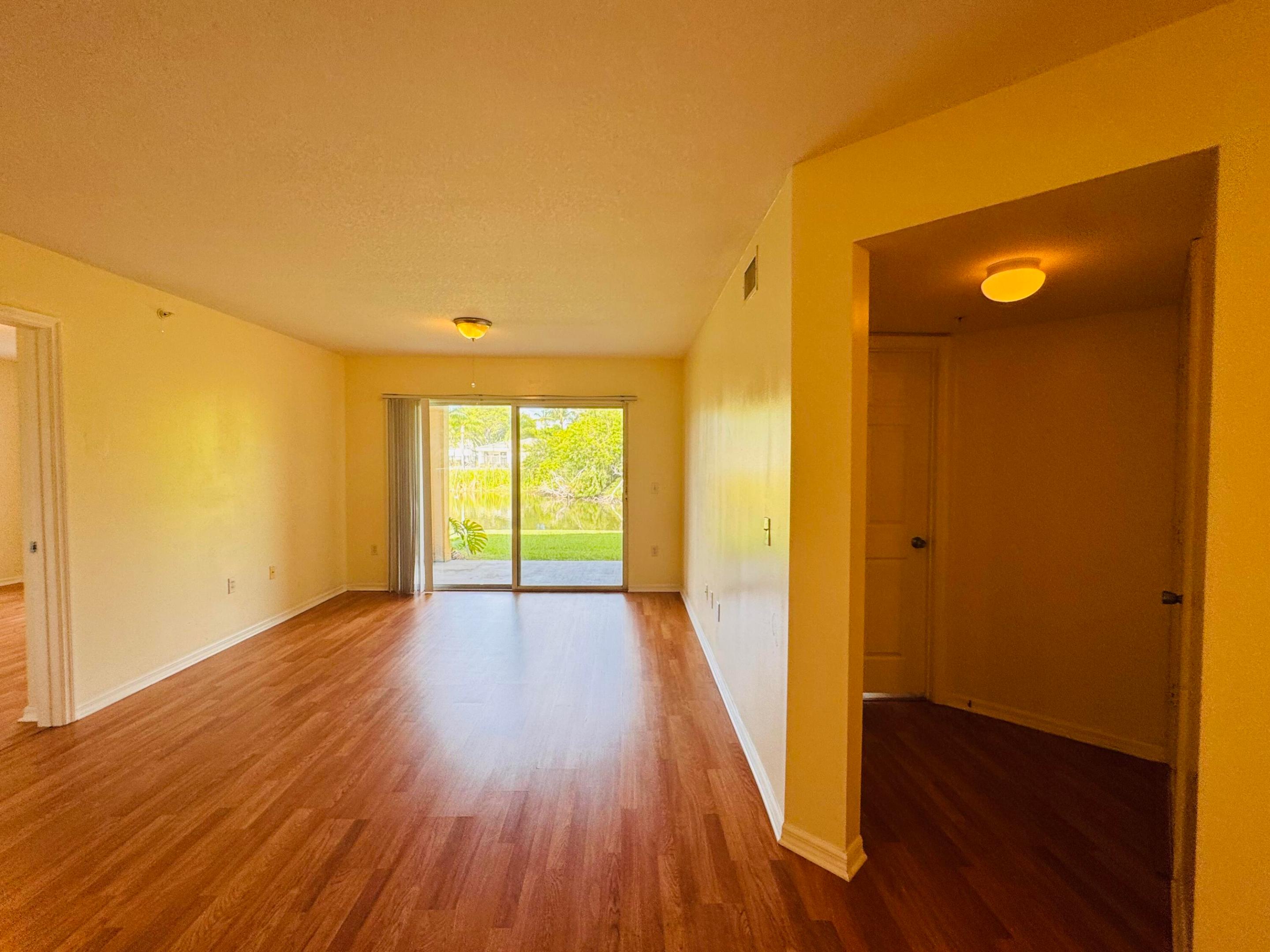EMERALD ISLE AT LAGUNA LAKES CONDO - Residential Lease