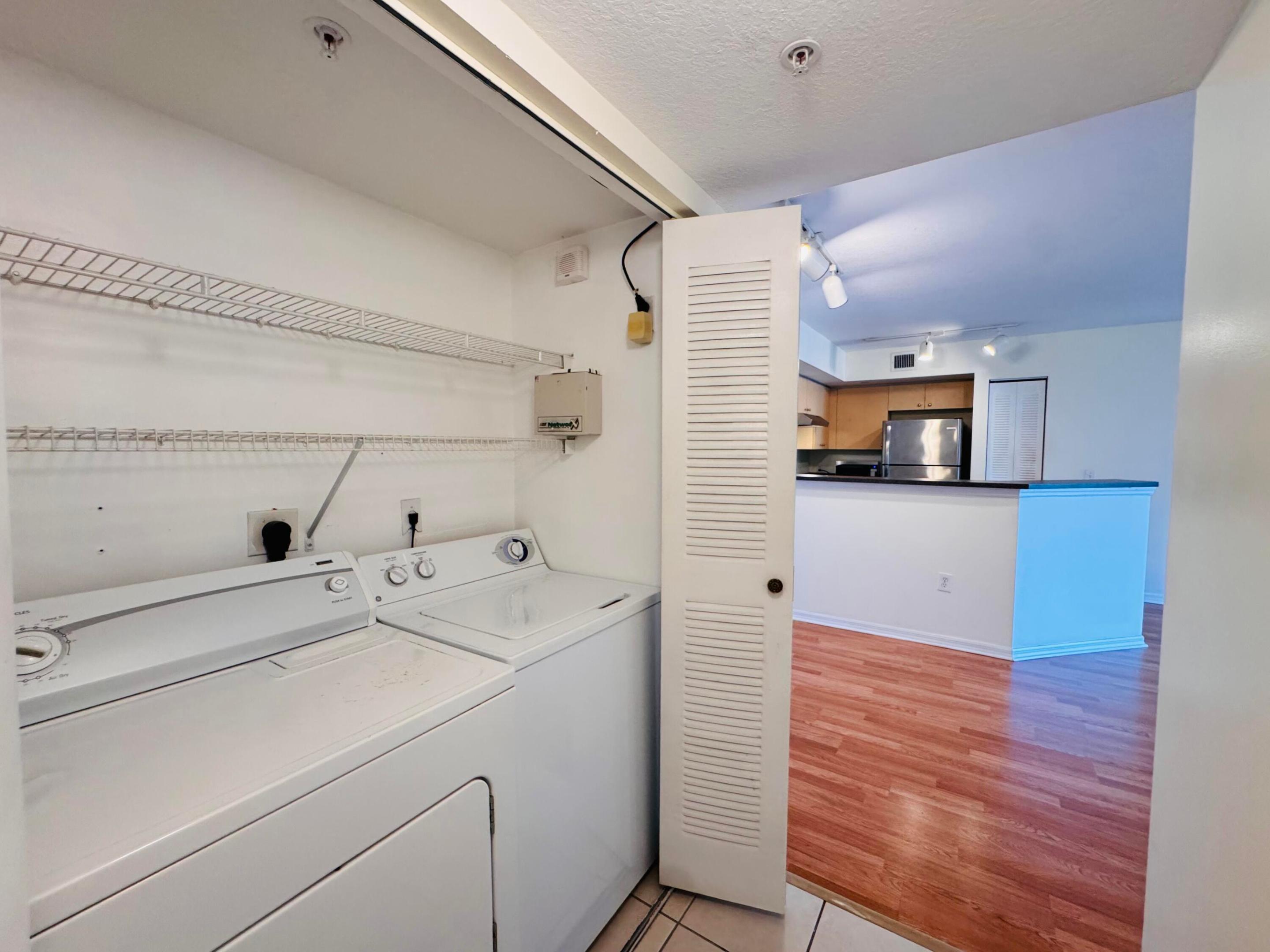 EMERALD ISLE AT LAGUNA LAKES CONDO - Residential Lease
