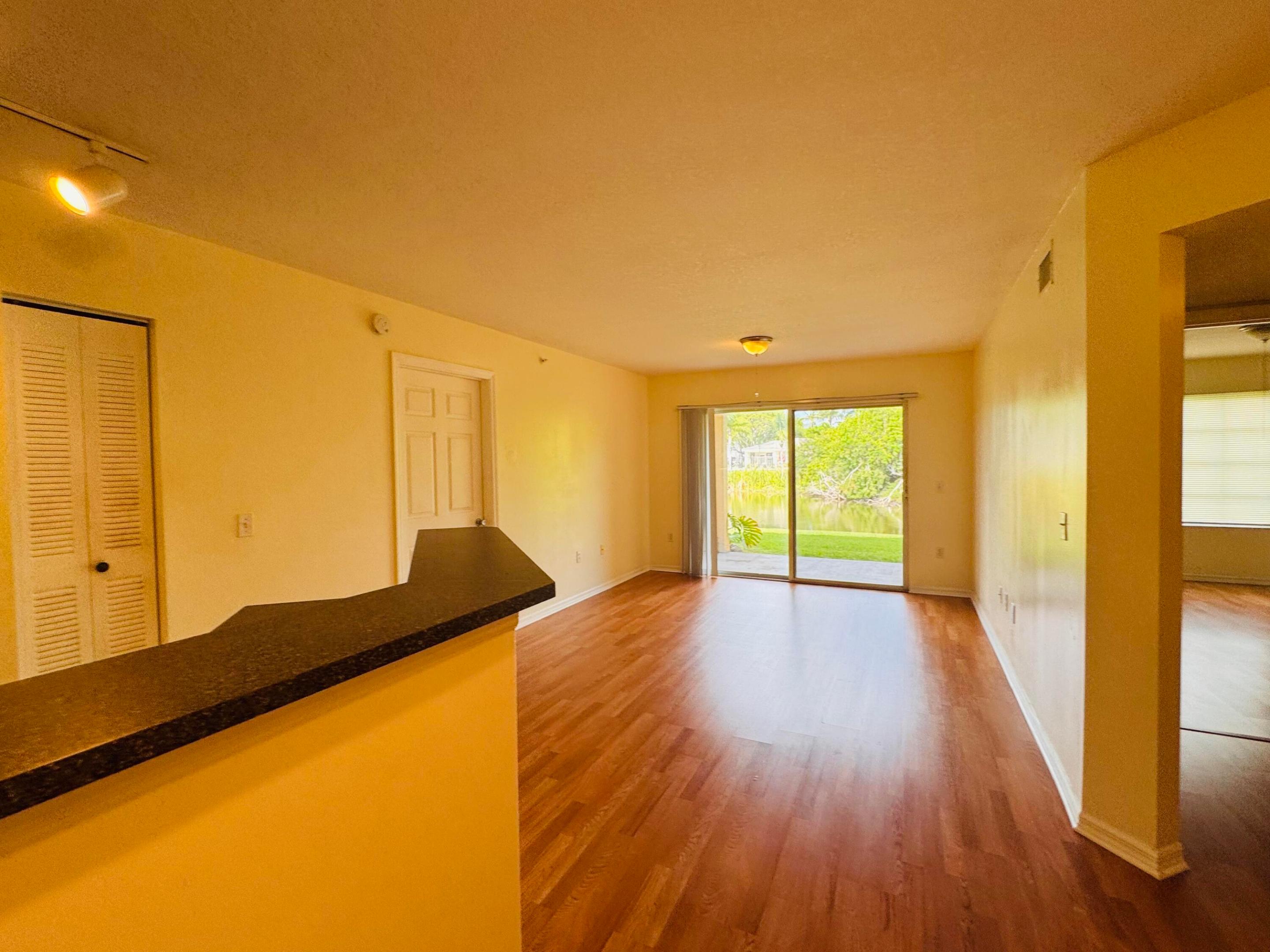 EMERALD ISLE AT LAGUNA LAKES CONDO - Residential Lease