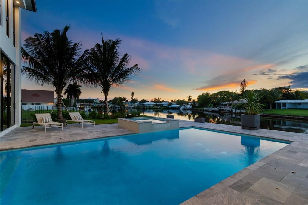 LITTLE HARBOR ON THE HILL - Residential