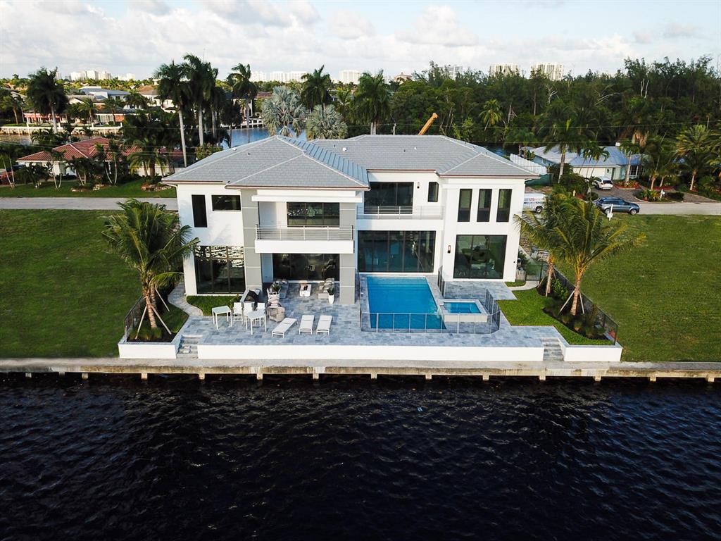 LITTLE HARBOR ON THE HILL - Residential