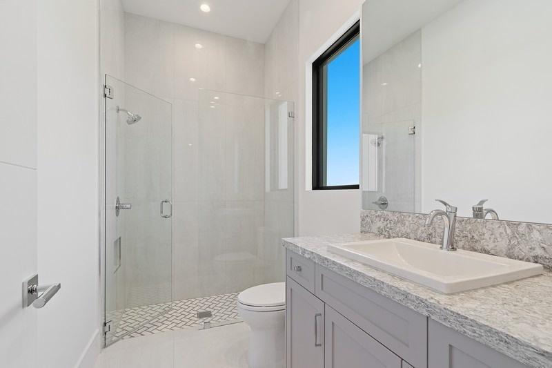 LITTLE HARBOR ON THE HILL - Residential