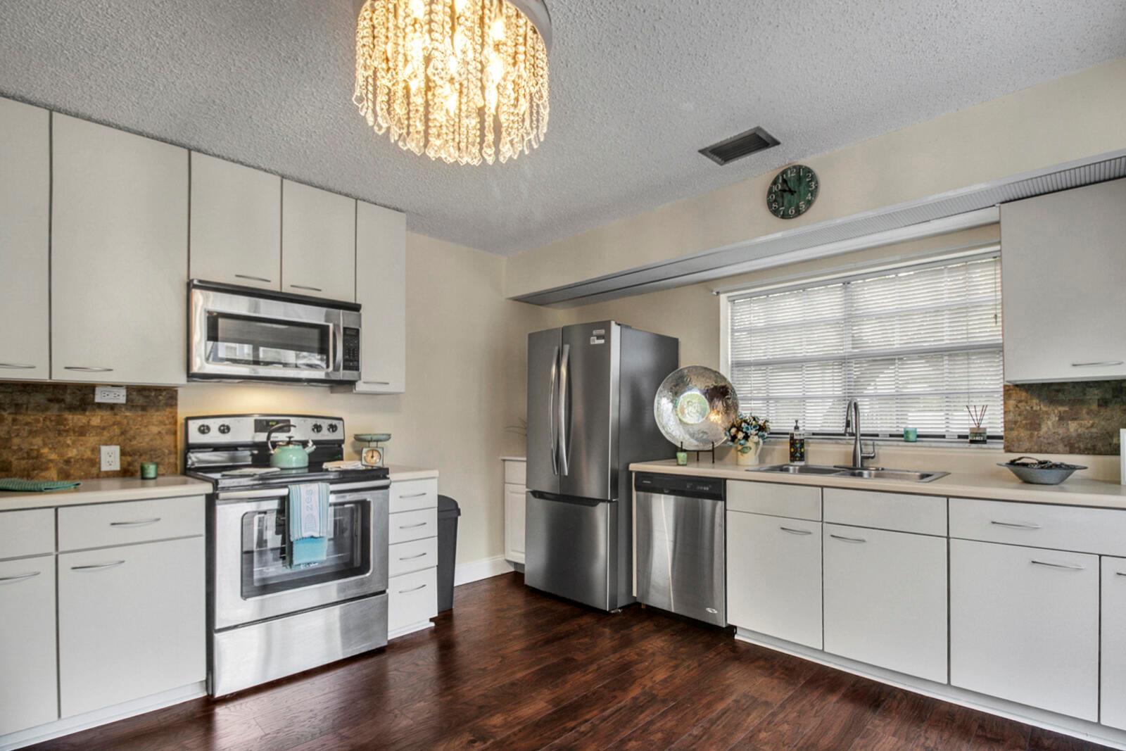 PRESTWICK CHASE UNIT 2 - Residential