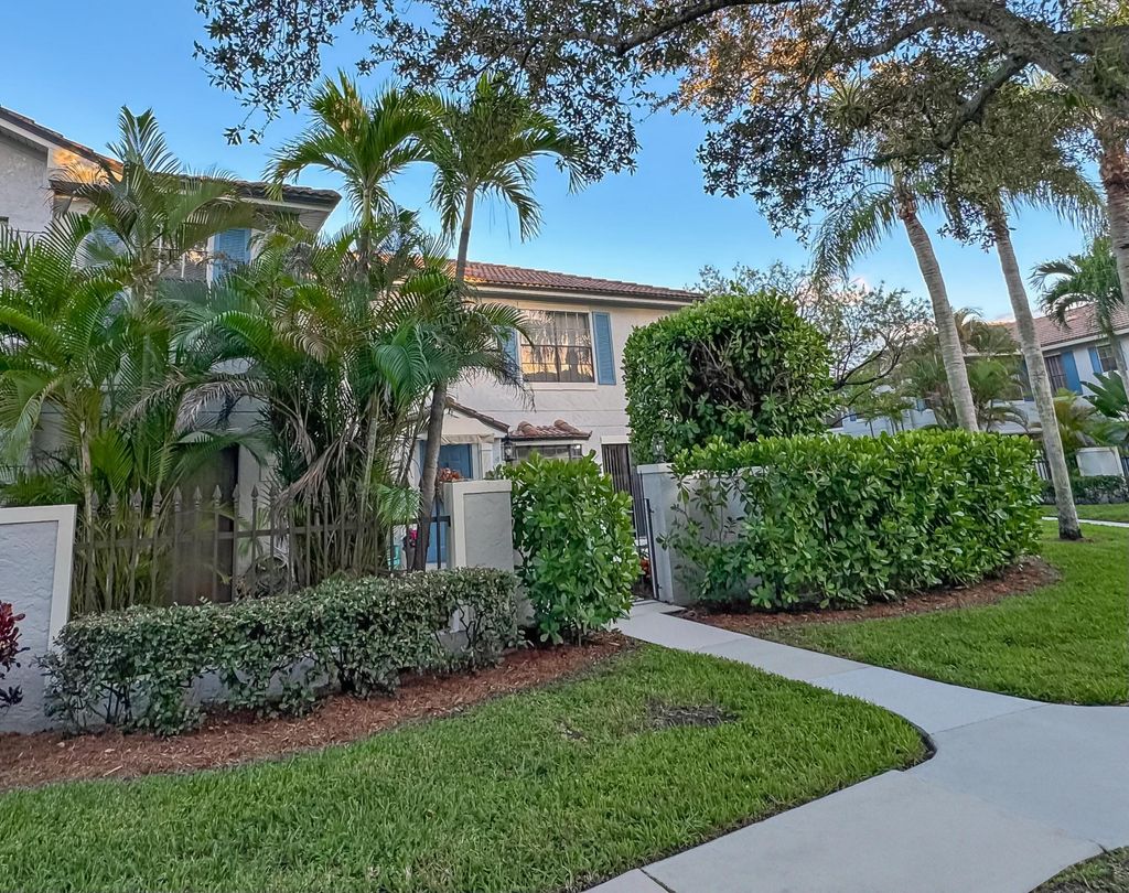 Photo of 386 Prestwick Circle #3, Palm Beach Gardens, FL 33418 (MLS # R11133658)