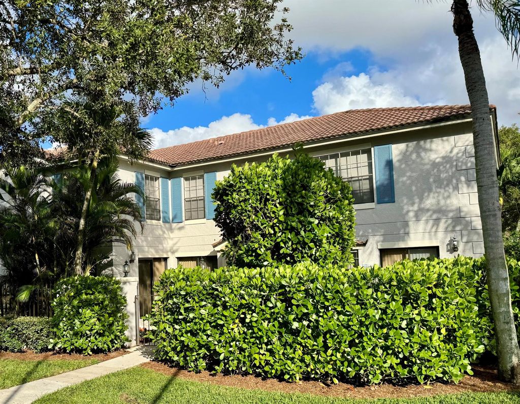 Photo of 386 Prestwick Circle #3, Palm Beach Gardens, FL 33418 (MLS # R11133658)