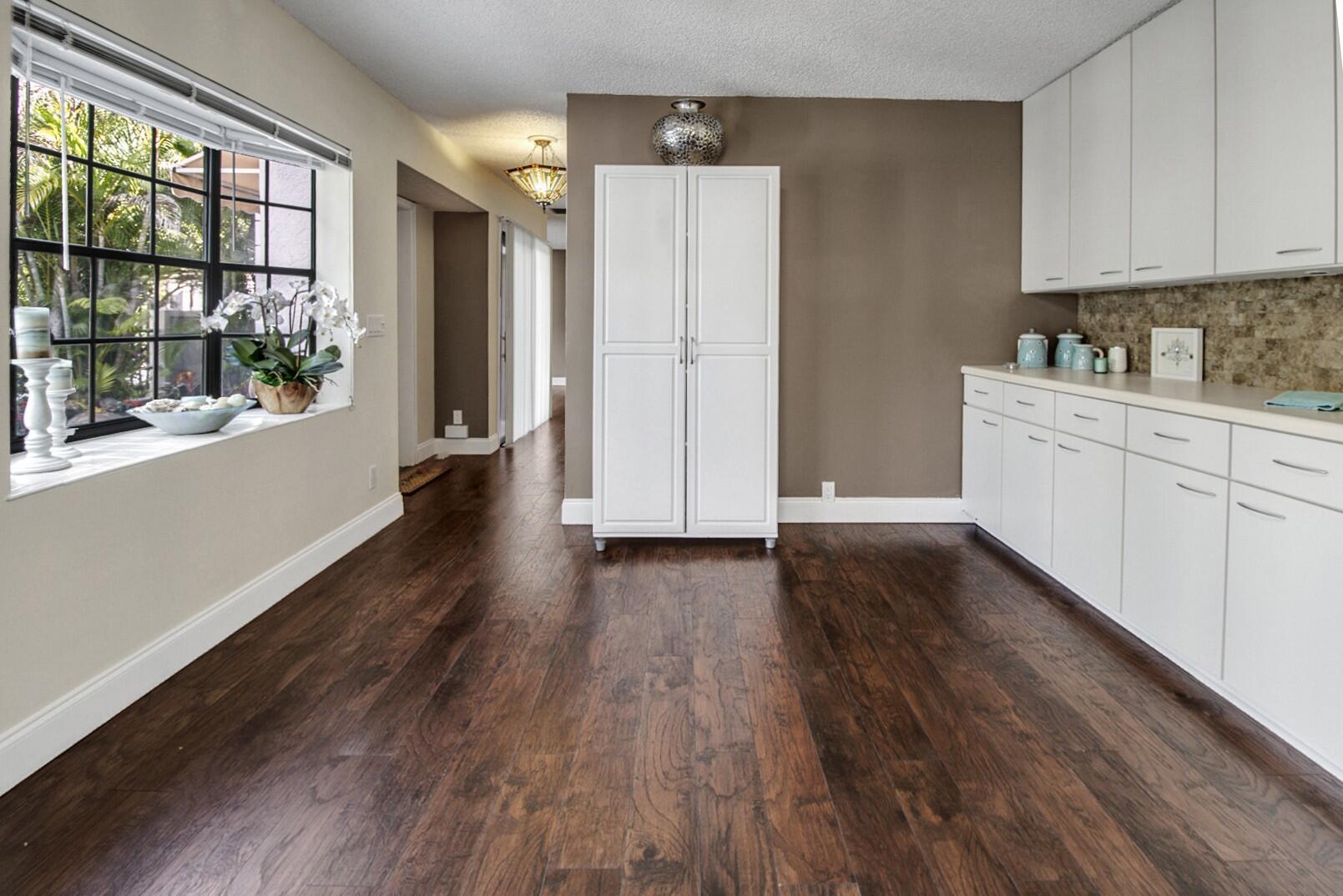 PRESTWICK CHASE UNIT 2 - Residential