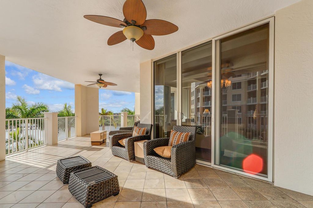 Photo of 600 S Us Highway 1 #307, Jupiter, FL 33477 (MLS # R11031504)