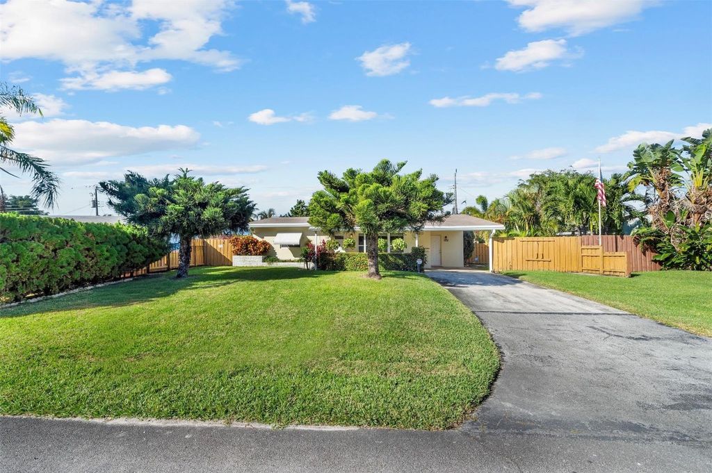 Photo of 2941 8th Avenue, Pompano Beach, FL 33064 (MLS # F10543899)