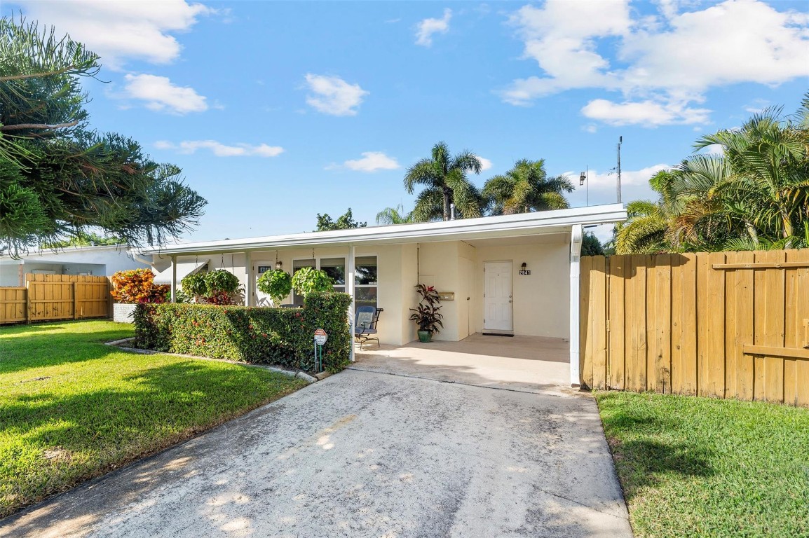 Cresthaven 11 53-41 B - Residential