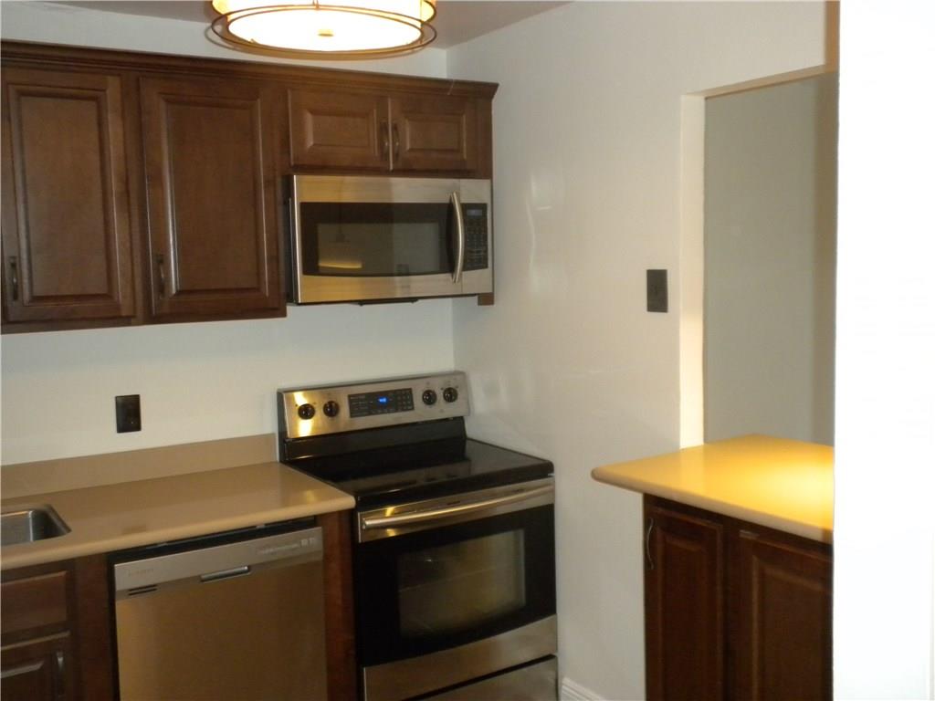Woodside Apts Condo - Residential Lease