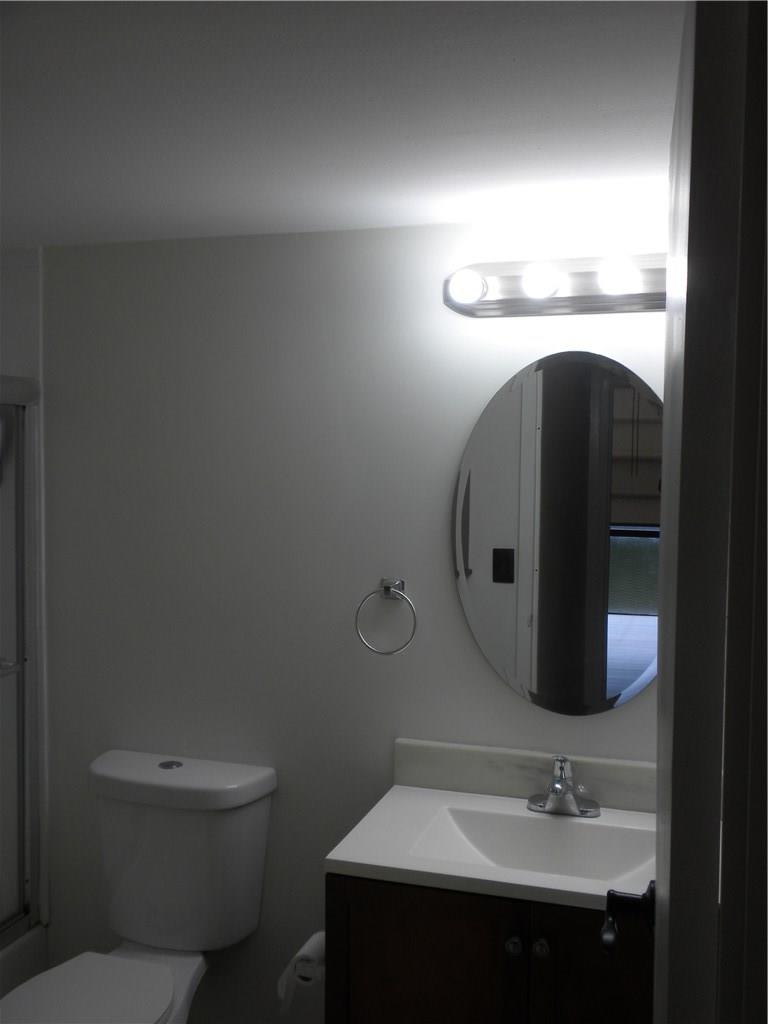 Woodside Apts Condo - Residential Lease