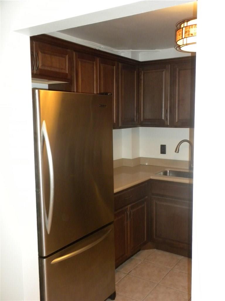 Woodside Apts Condo - Residential Lease