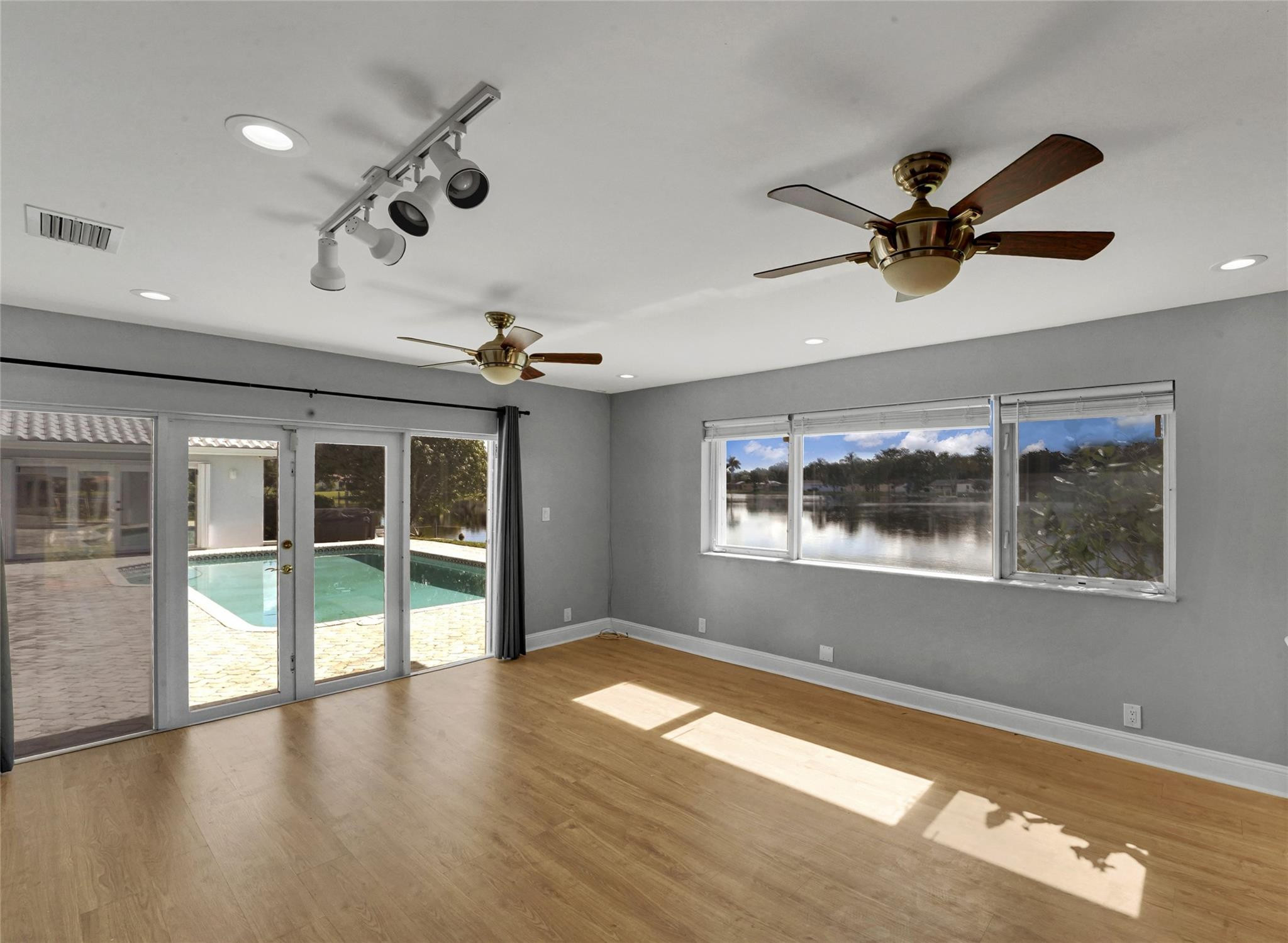 Royal Palm Estates Sec 2 - Residential