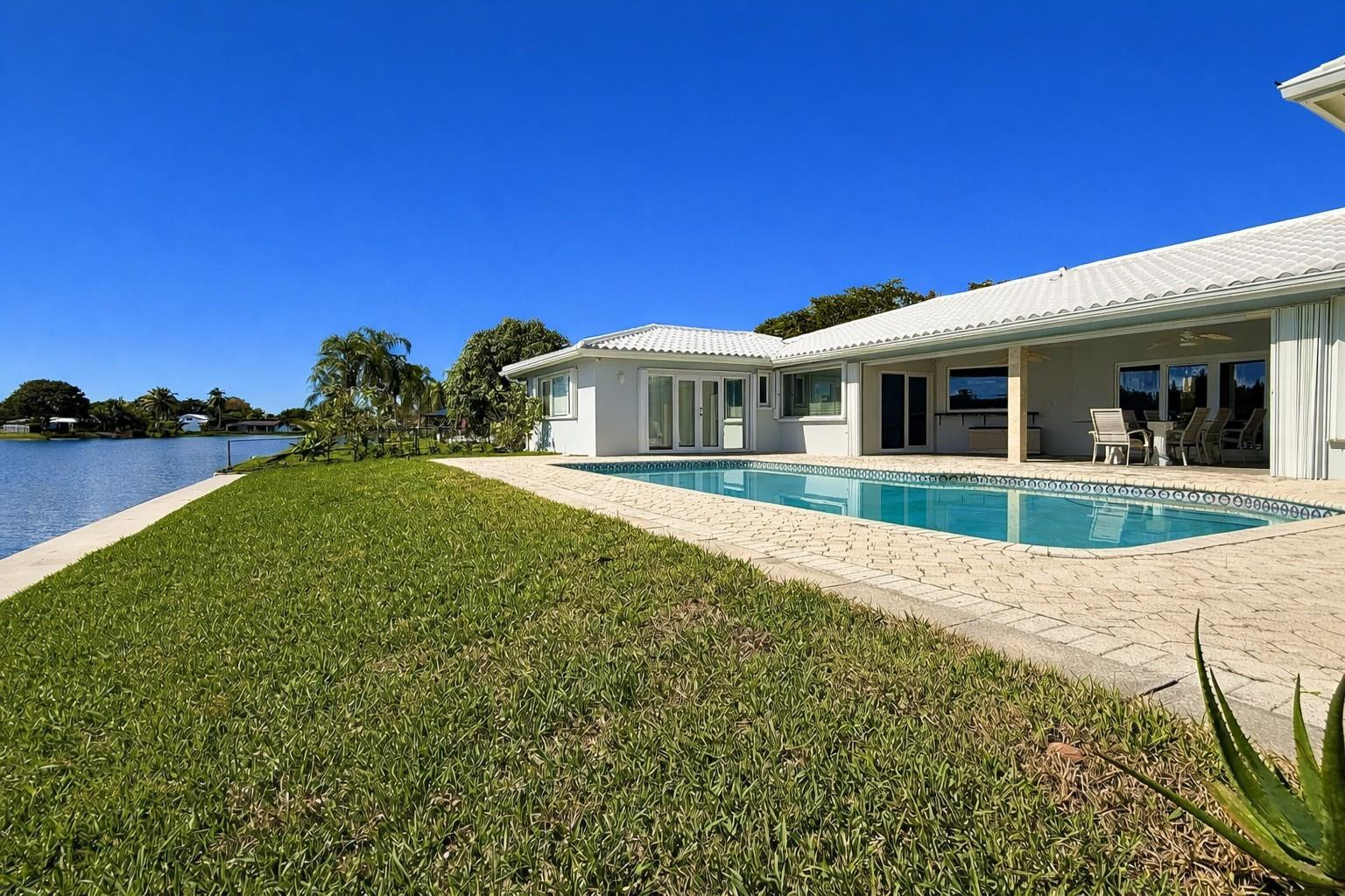 Royal Palm Estates Sec 2 - Residential