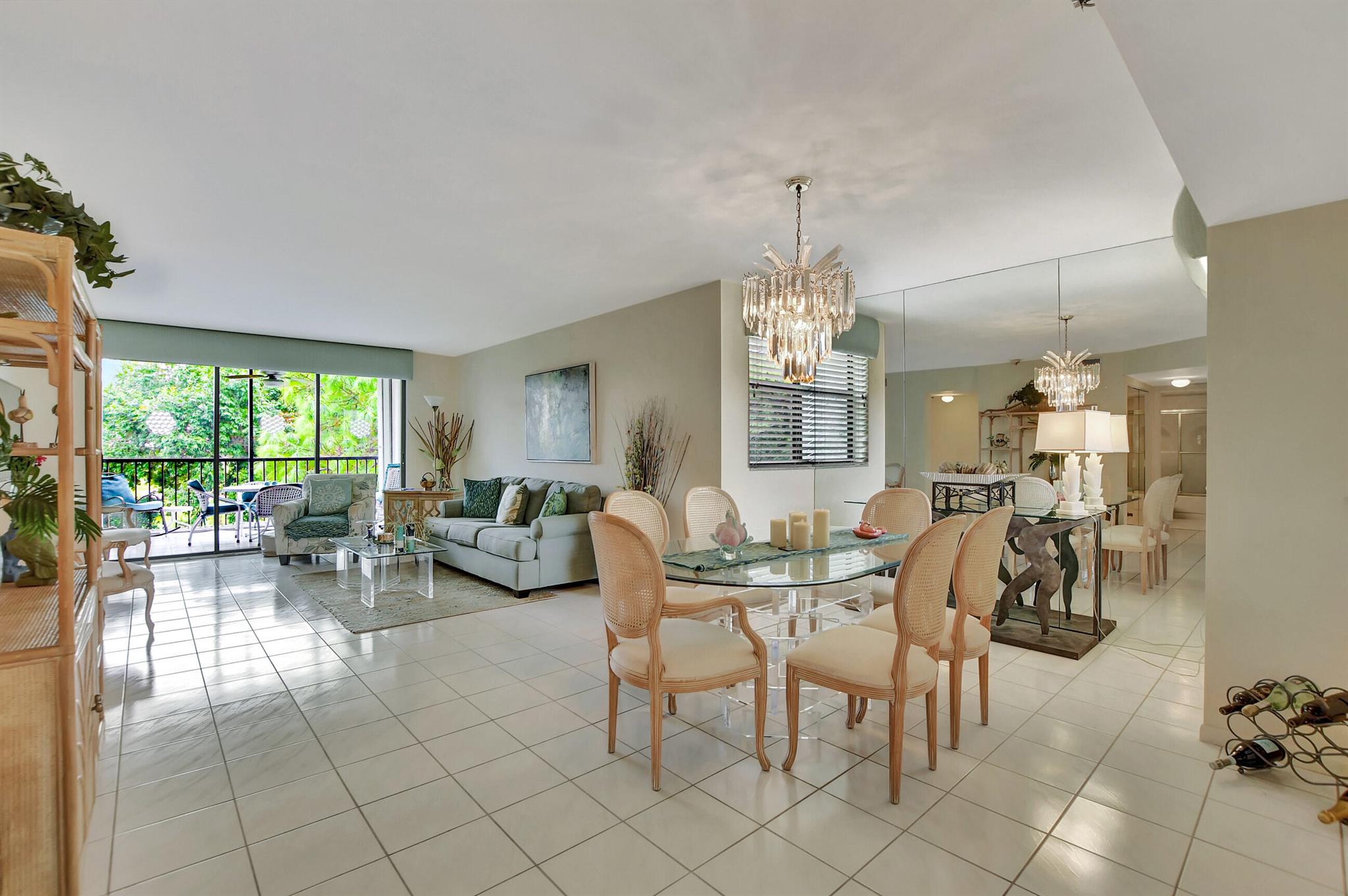 Club Royale - Residential