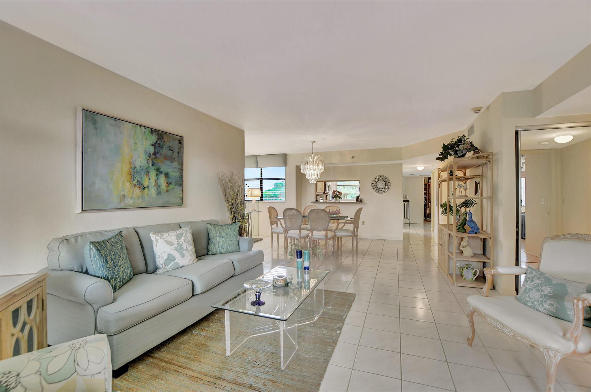 Club Royale - Residential