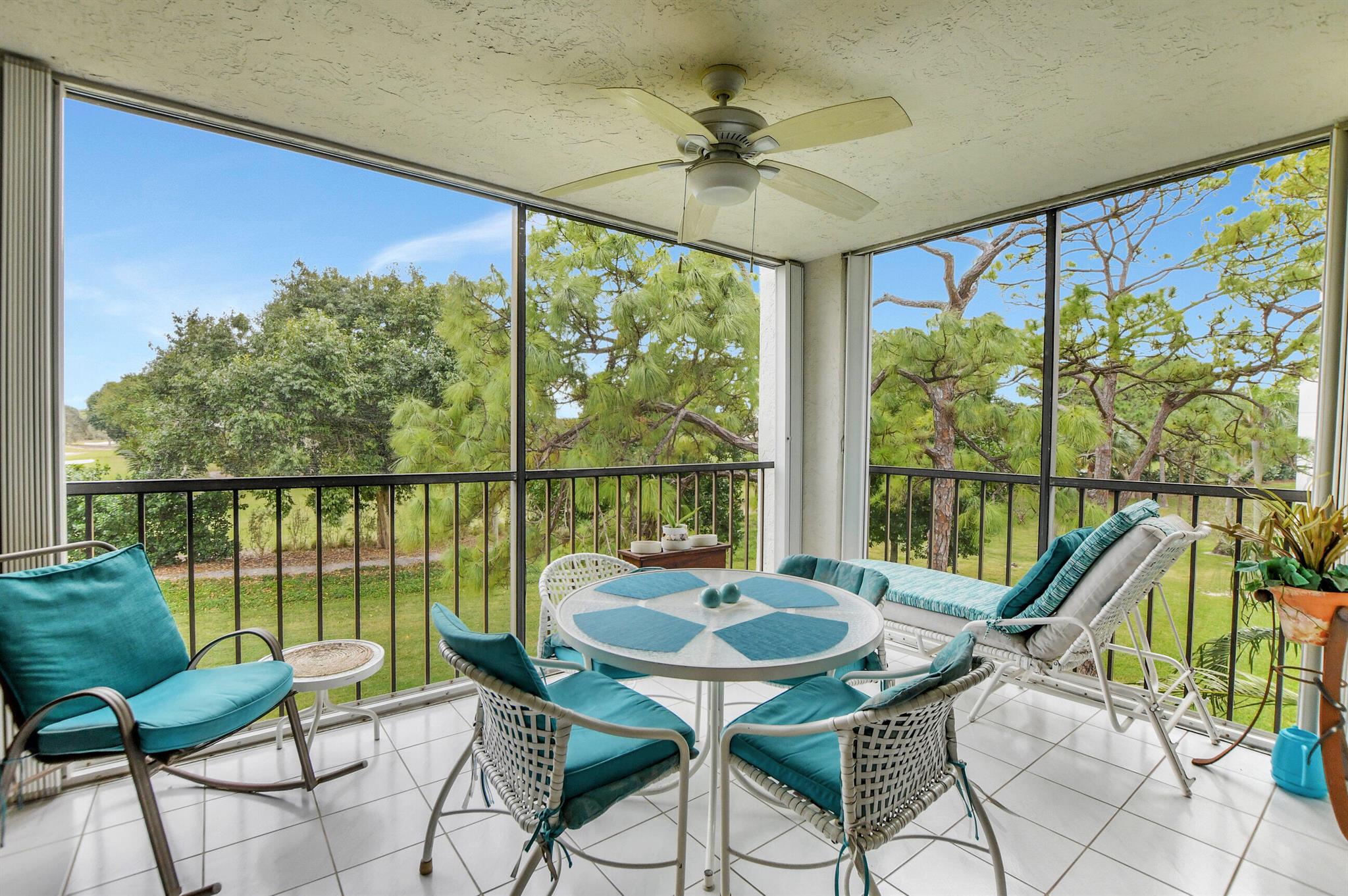 Club Royale - Residential