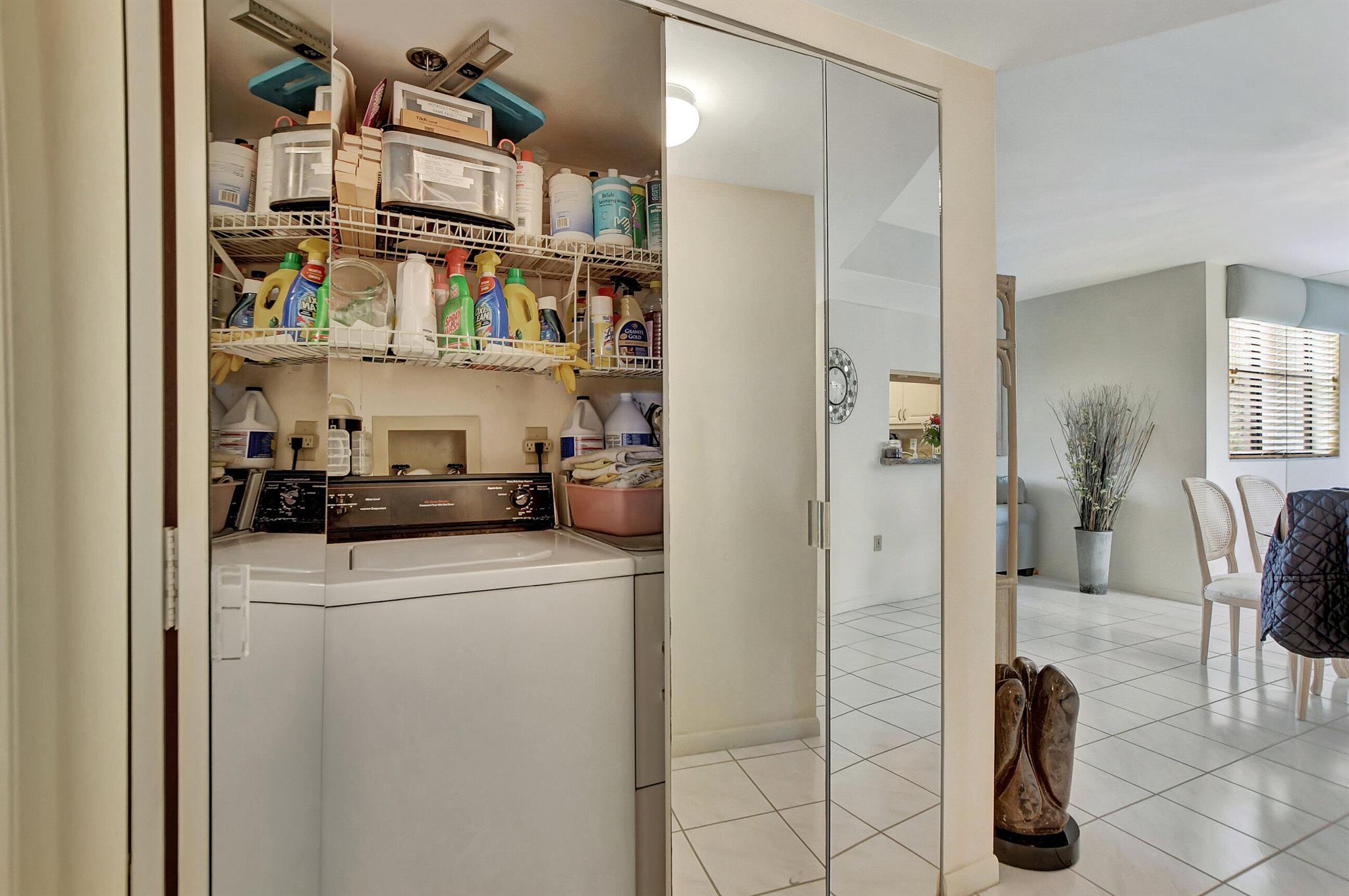 Club Royale - Residential