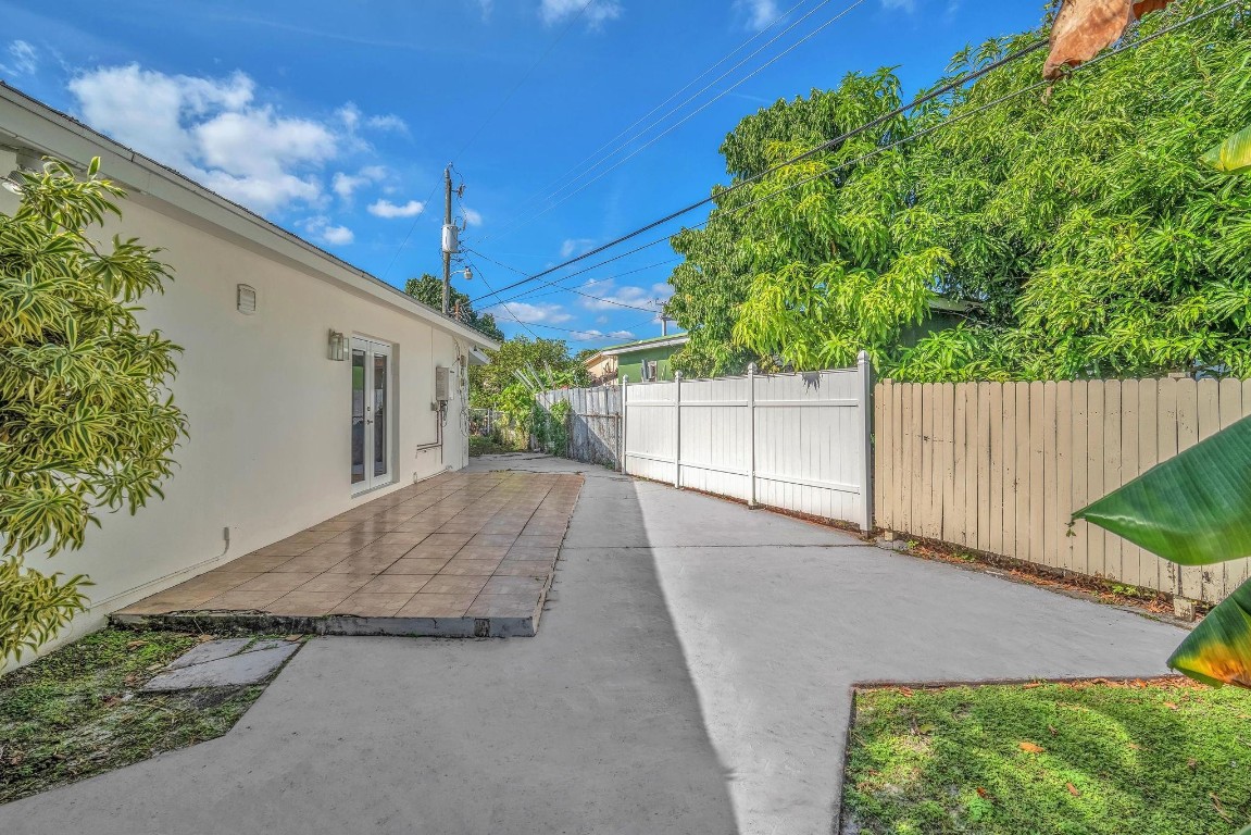 3308 El Vedado Court