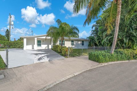 3308 El Vedado Ct West Palm Beach FL 33405