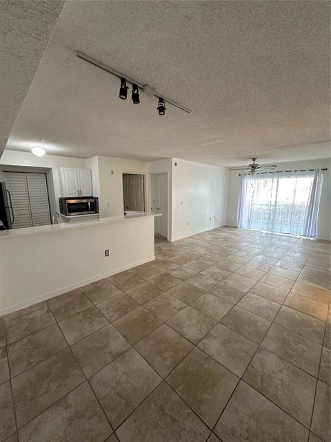 3870 Lyons Rd 105-8 Pompano Beach FL 33073