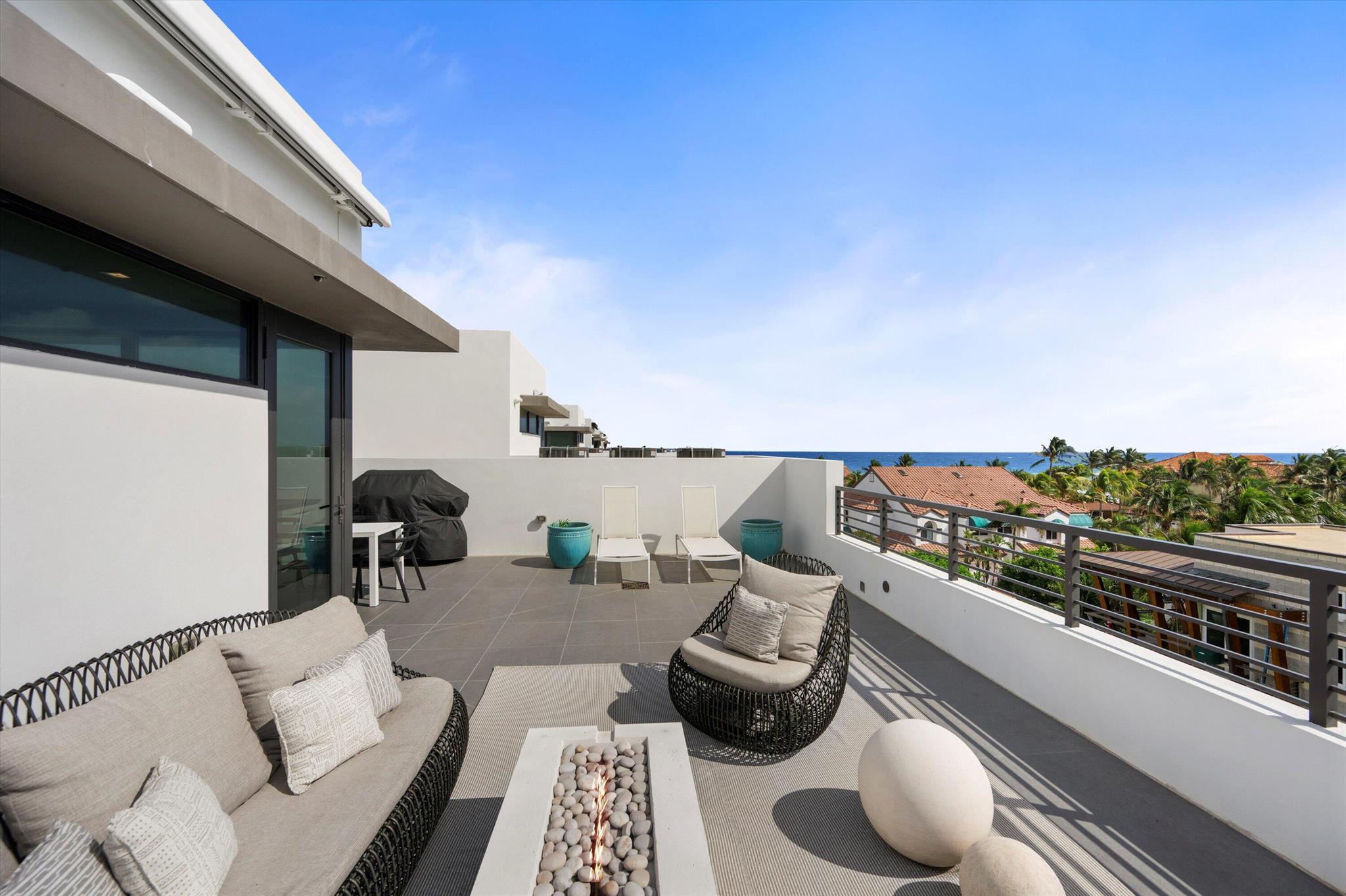 Gulf Stream Views - Residential