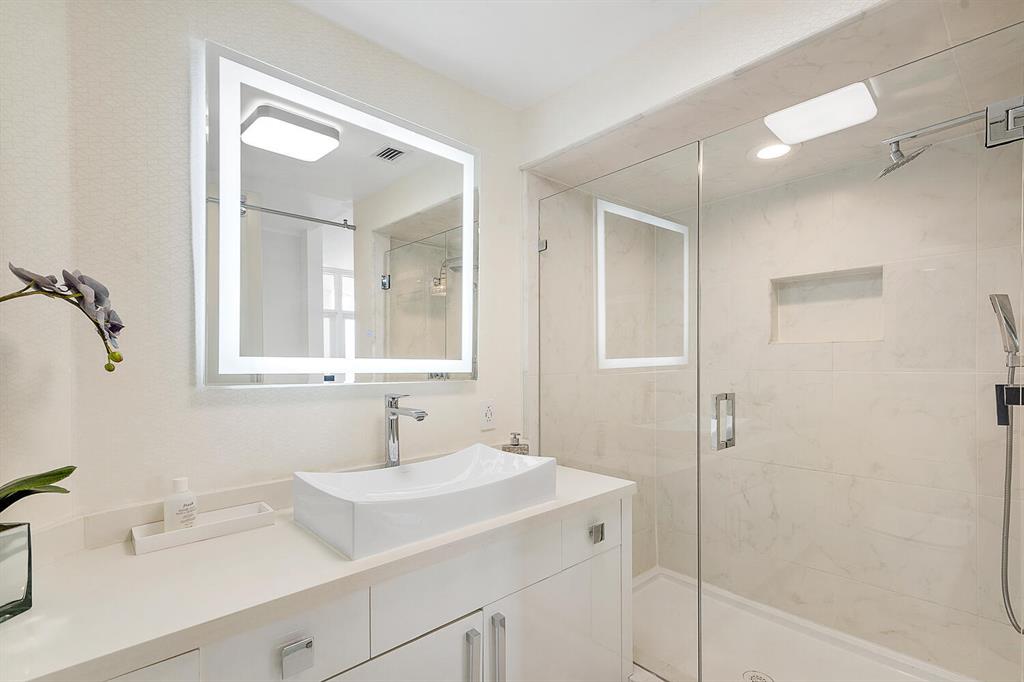 MIZNER TOWER CONDO - Residential