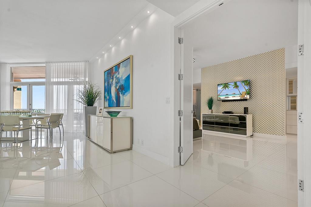 MIZNER TOWER CONDO - Residential